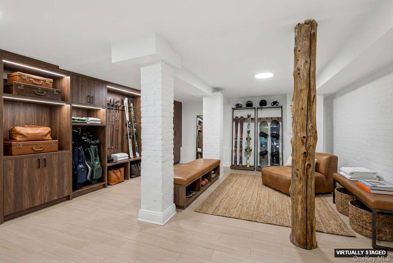 227 Prospect Avenue, Sea Cliff, NY 11579