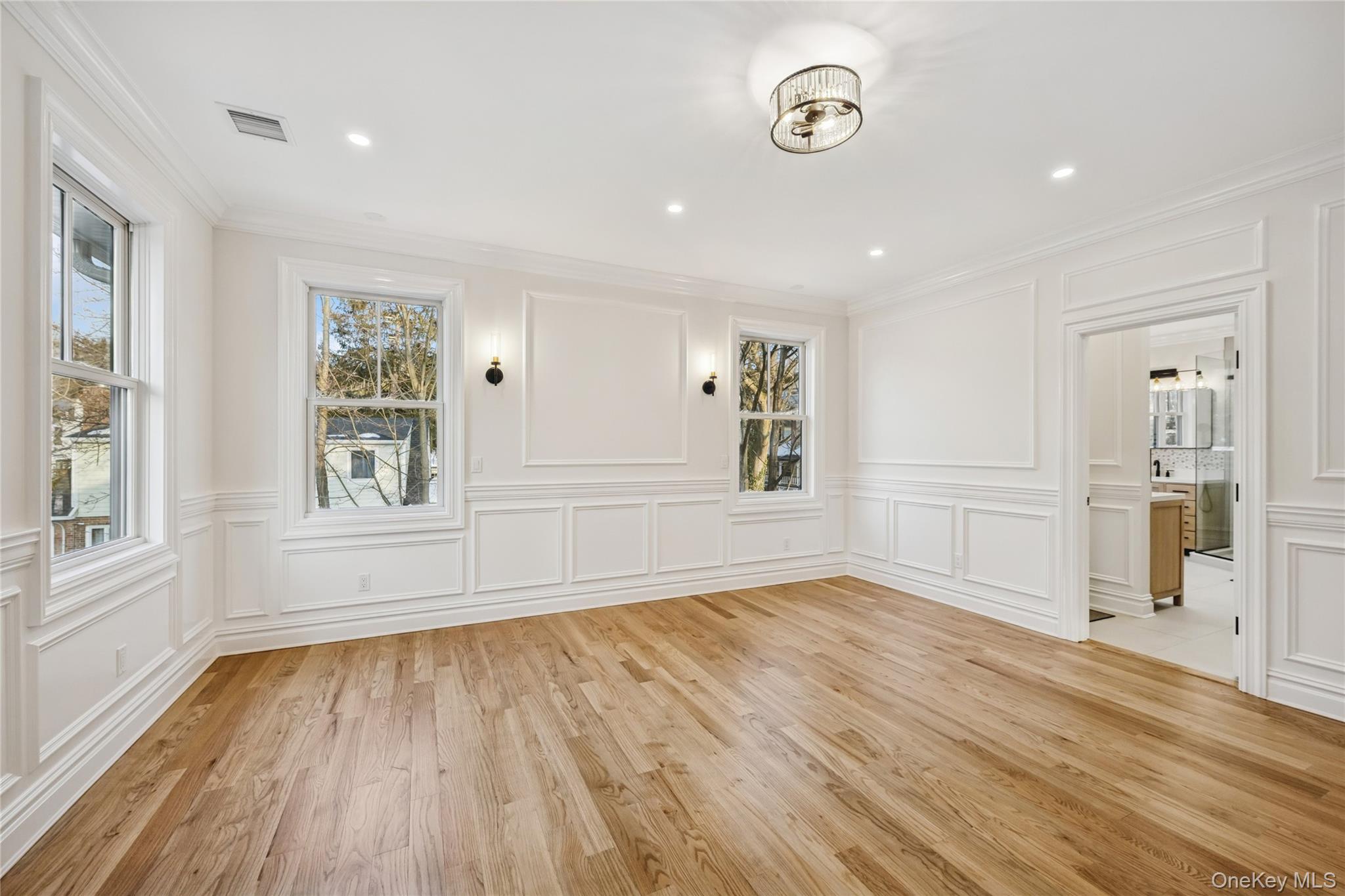 227 Prospect Avenue, Sea Cliff, NY 11579