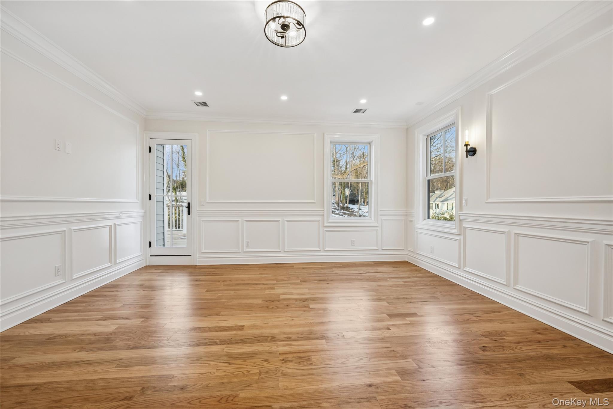 227 Prospect Avenue, Sea Cliff, NY 11579