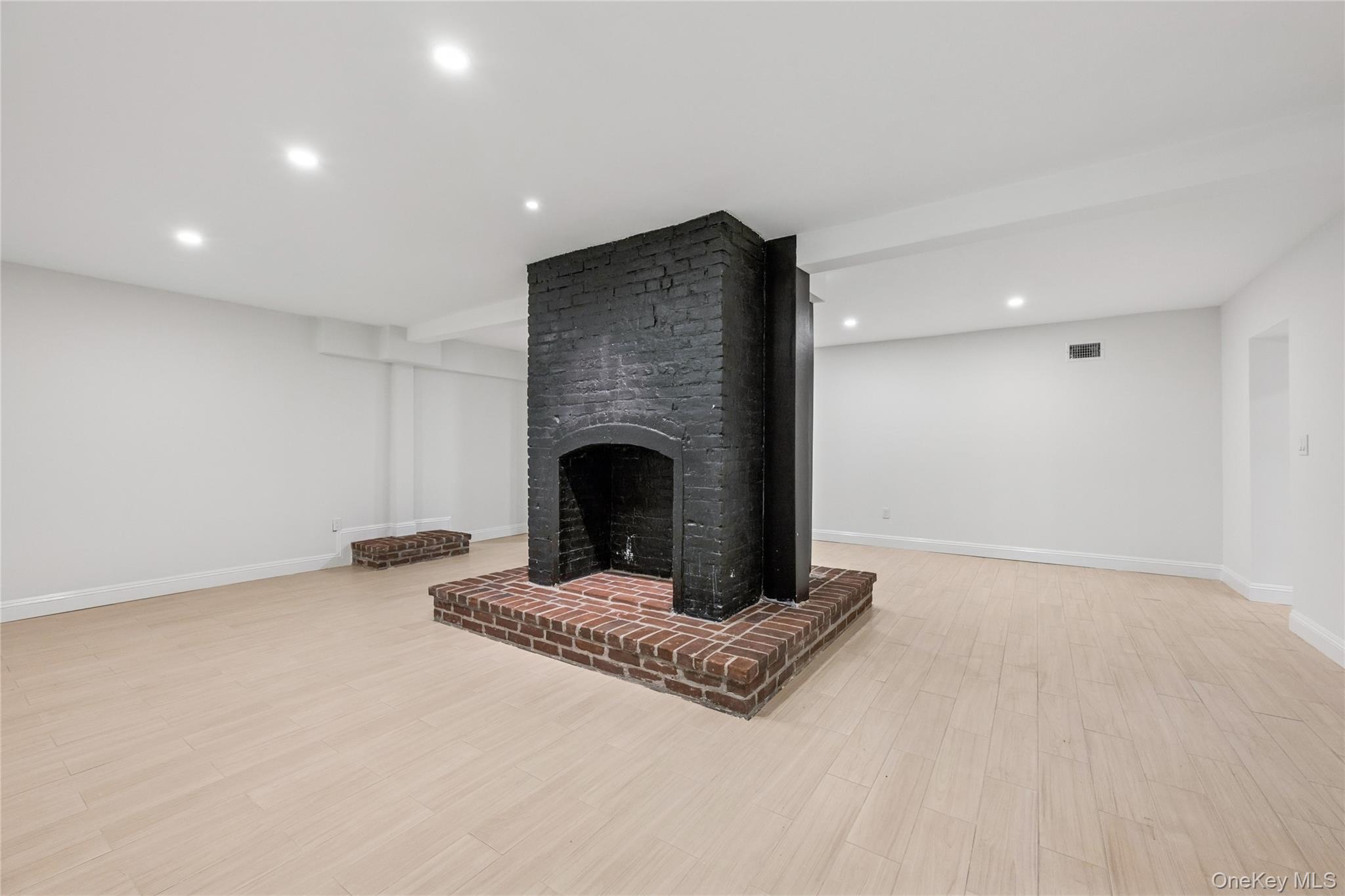 227 Prospect Avenue, Sea Cliff, NY 11579