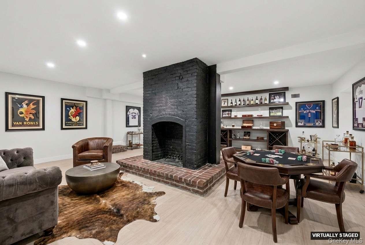 227 Prospect Avenue, Sea Cliff, NY 11579