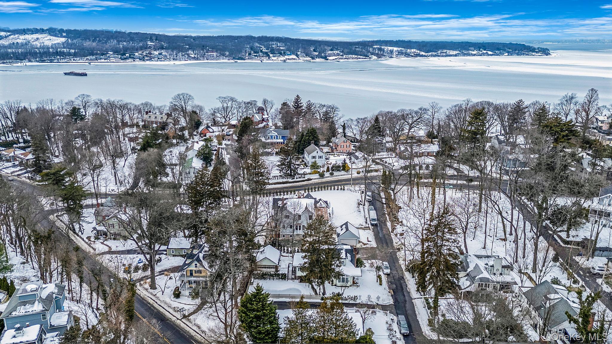 227 Prospect Avenue, Sea Cliff, NY 11579