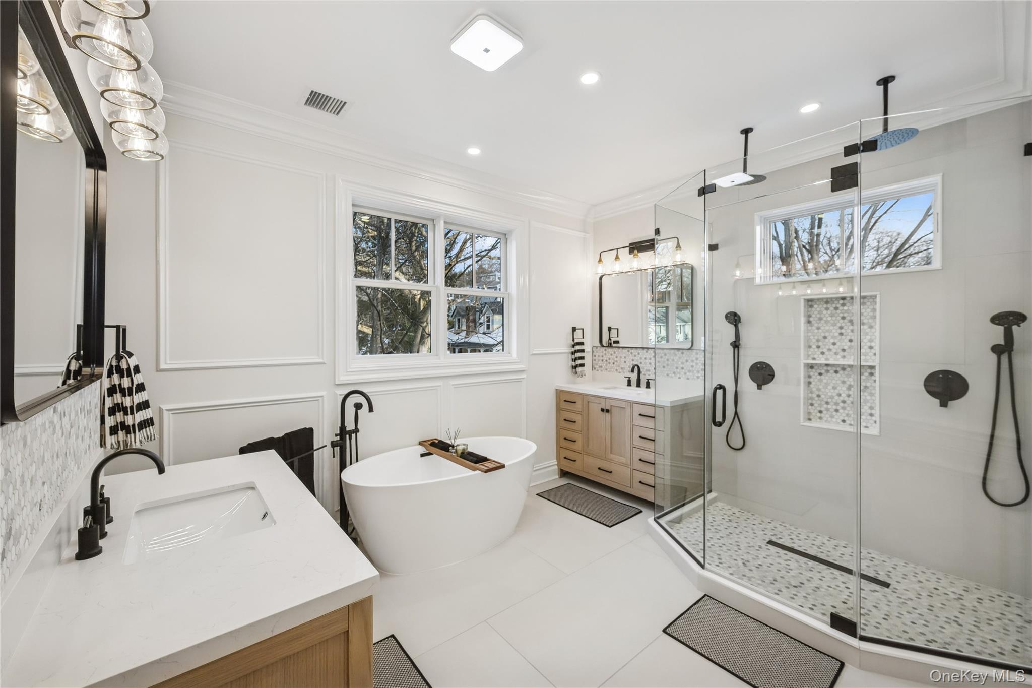 227 Prospect Avenue, Sea Cliff, NY 11579