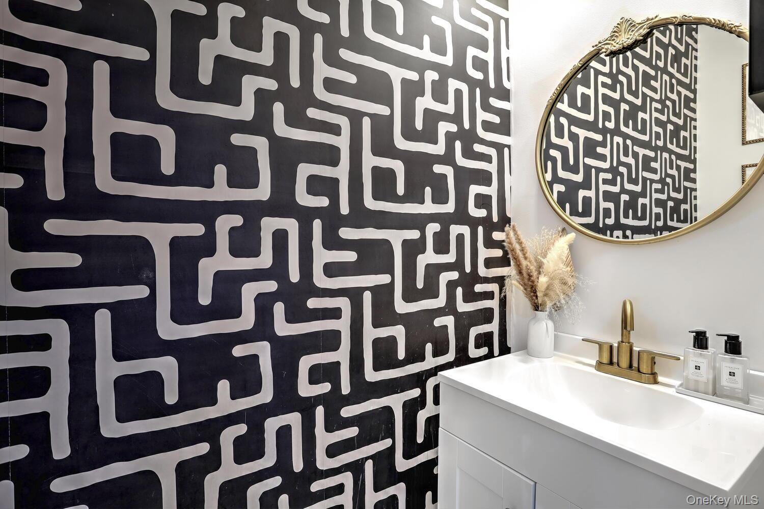 17 Gillian Court, Monroe, NY 10950