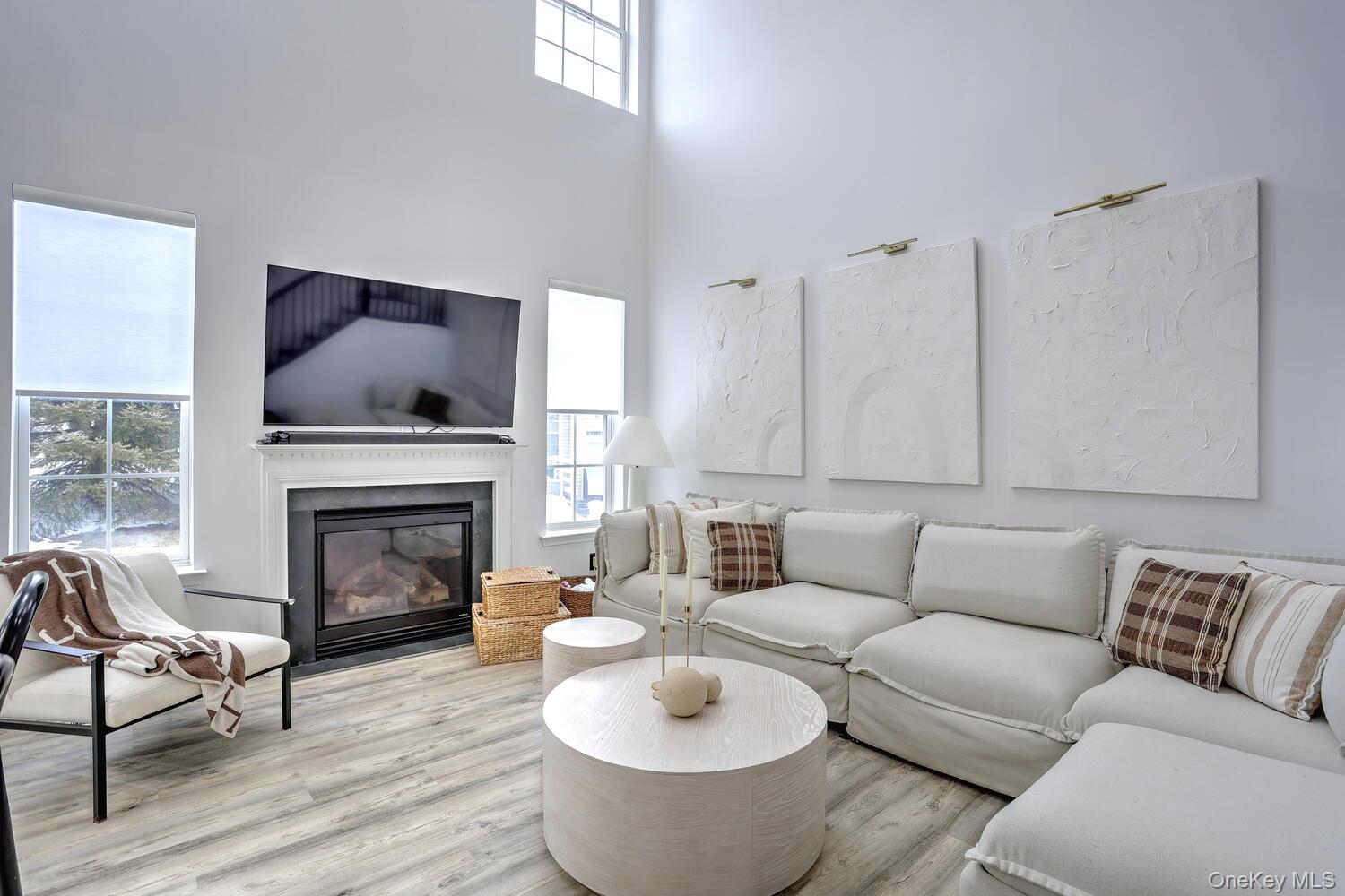 17 Gillian Court, Monroe, NY 10950