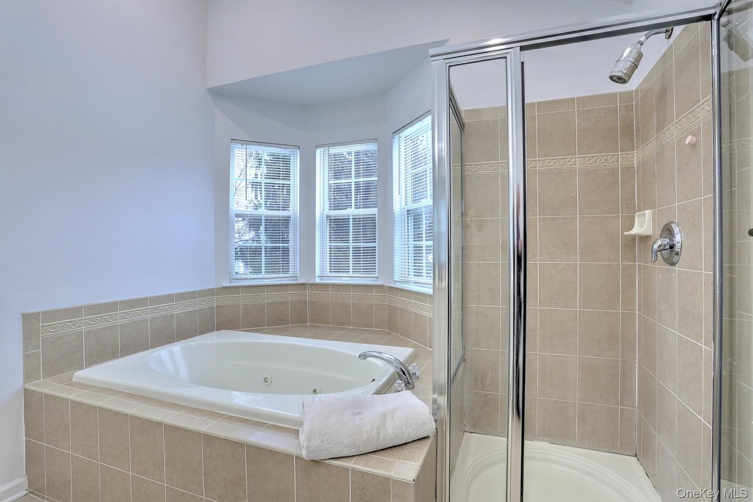 17 Gillian Court, Monroe, NY 10950