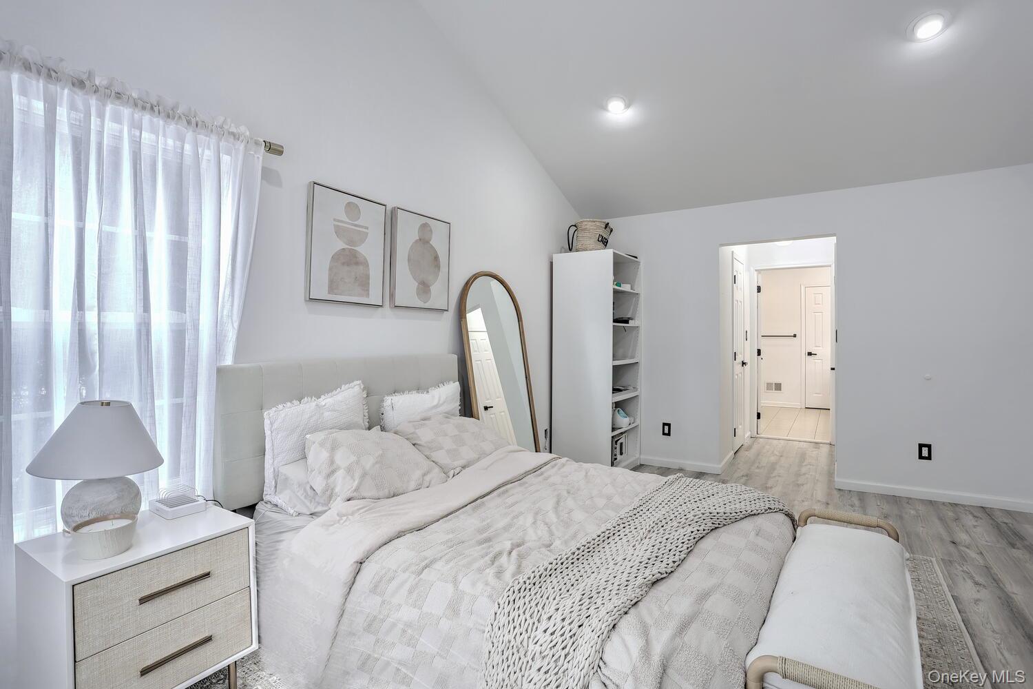 17 Gillian Court, Monroe, NY 10950