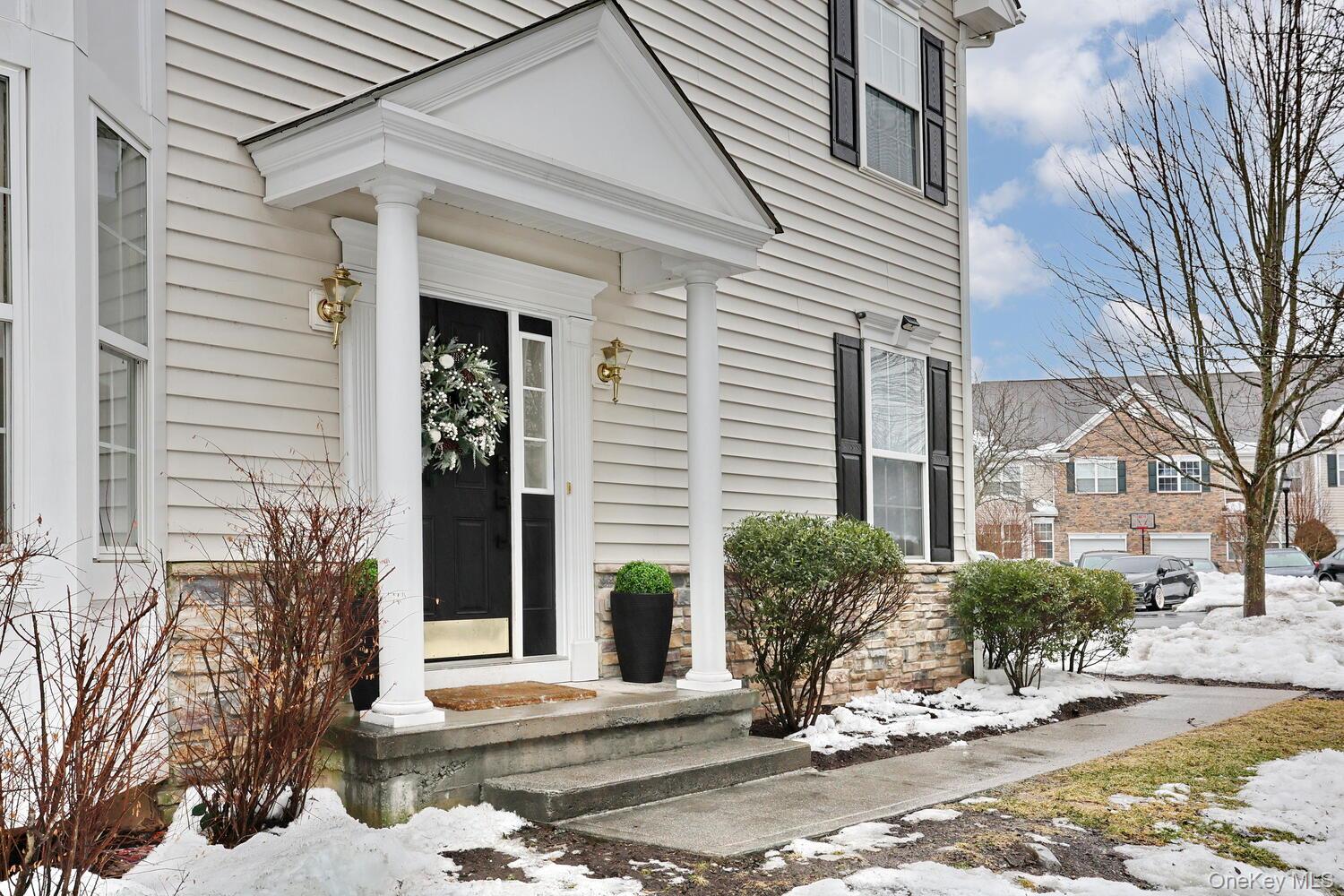 17 Gillian Court, Monroe, NY 10950