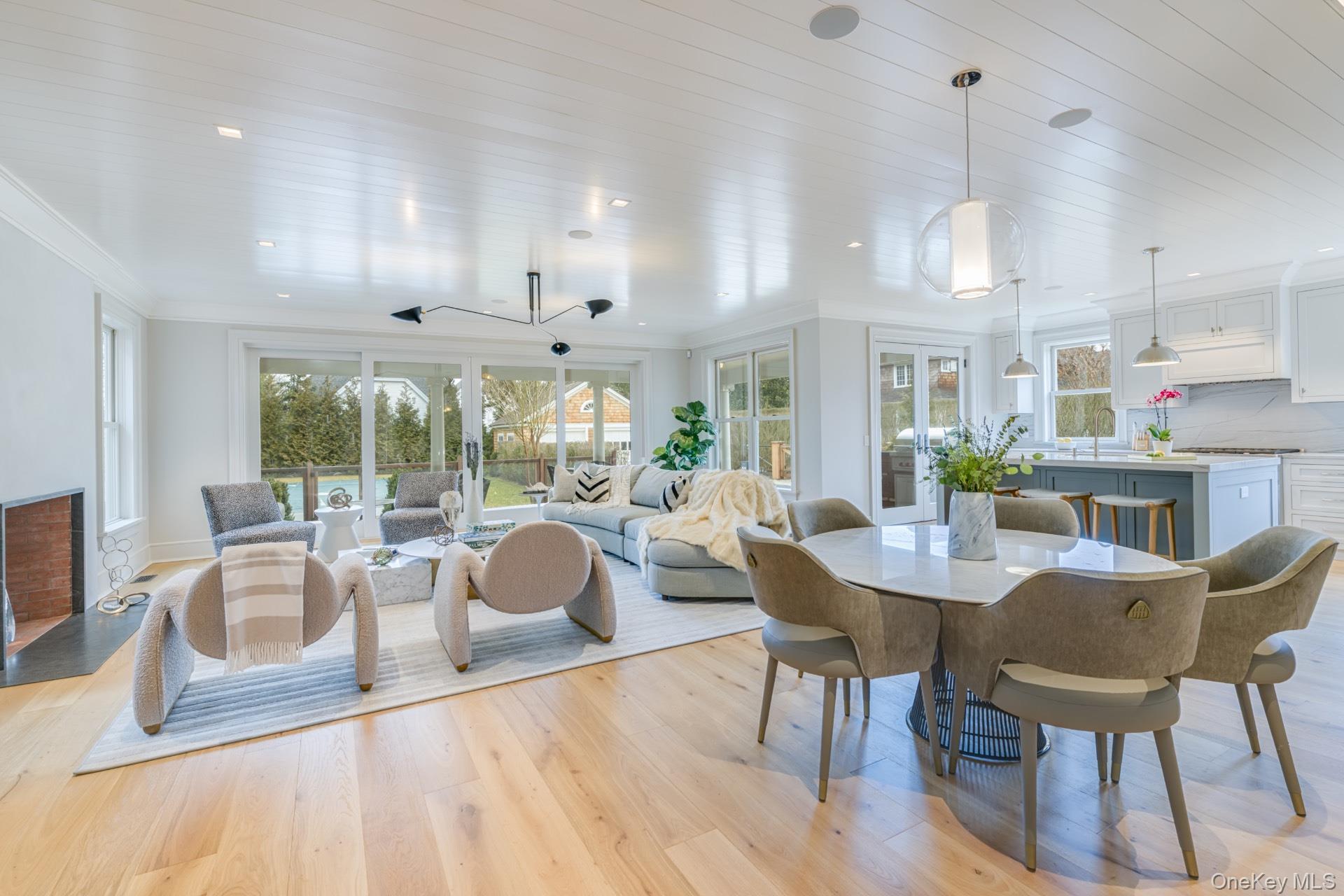 40 Elm Street, Southampton, NY 11968