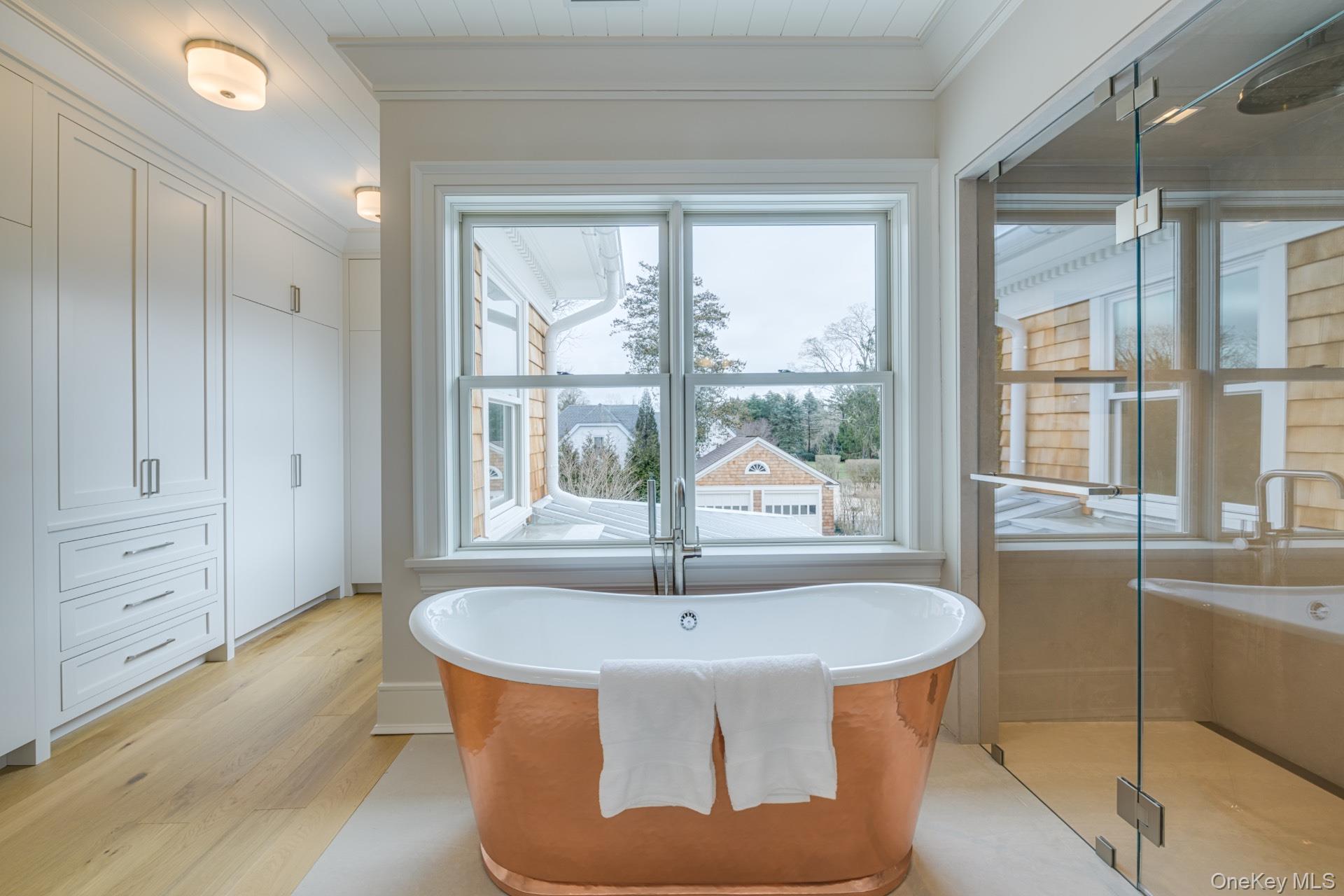 40 Elm Street, Southampton, NY 11968