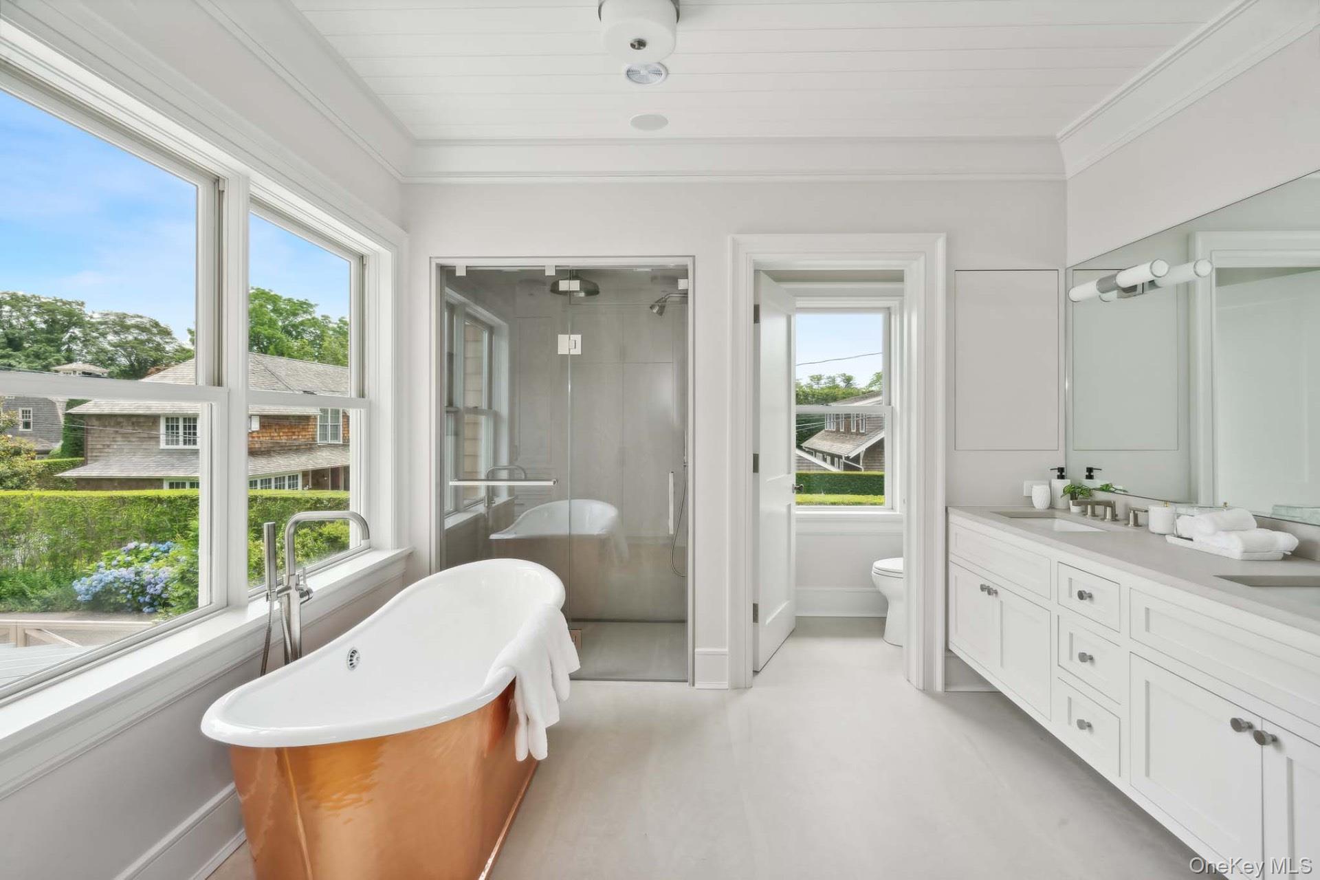 40 Elm Street, Southampton, NY 11968