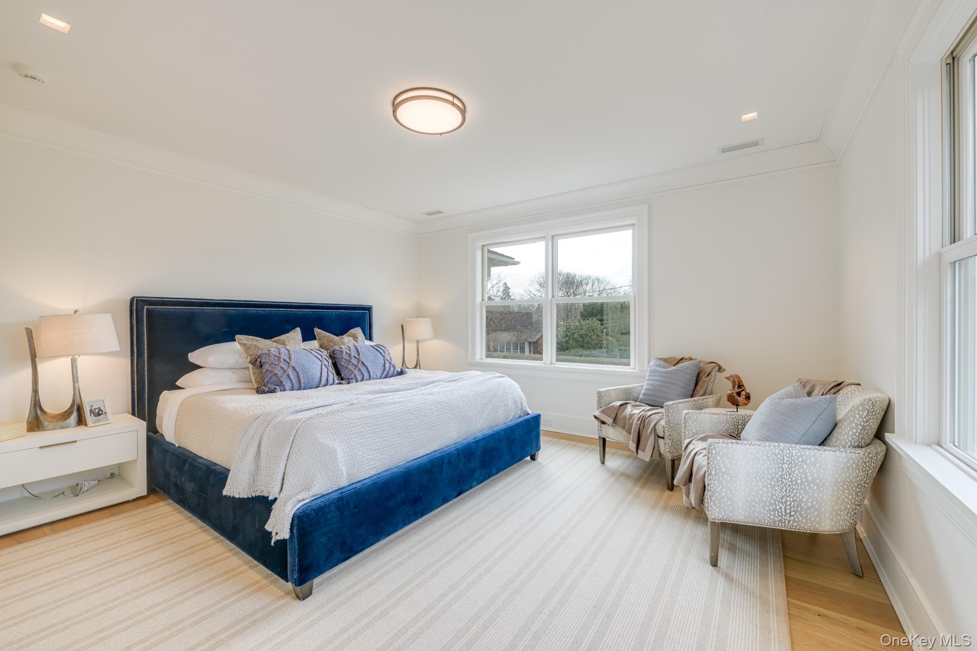 40 Elm Street, Southampton, NY 11968