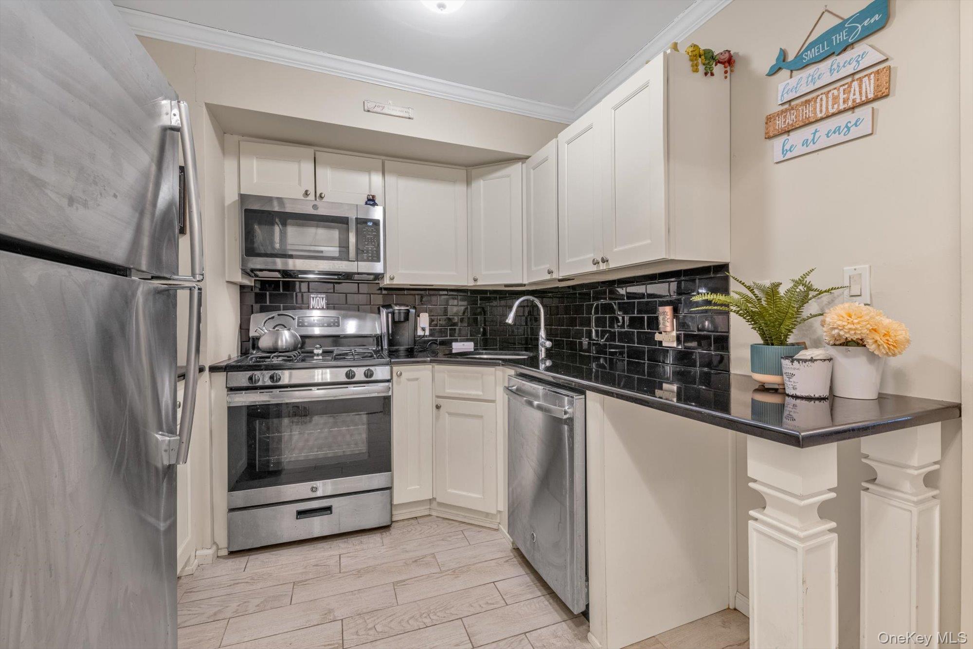 55 Monroe Boulevard # 5R, Long Beach, NY 11561