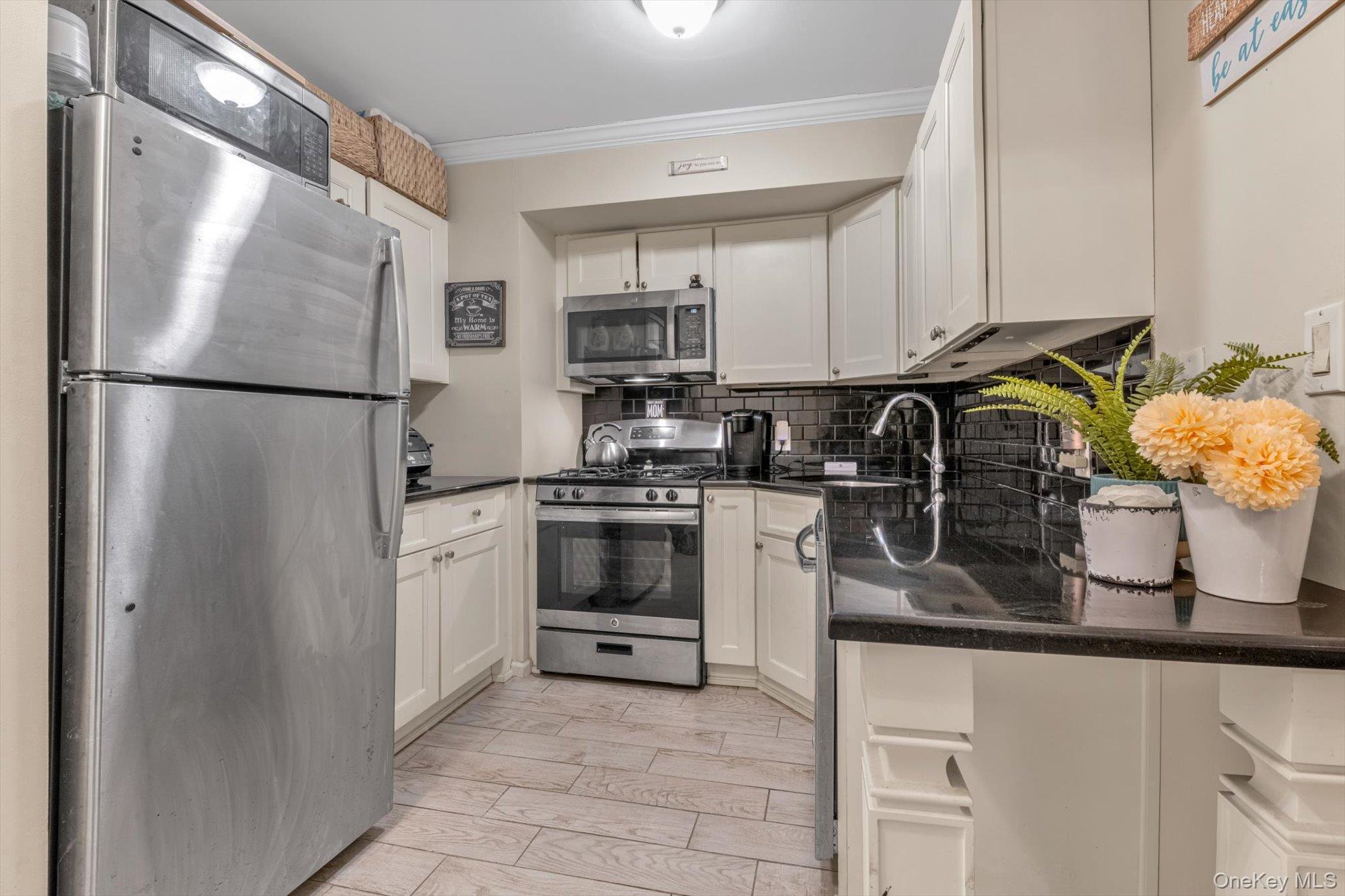 55 Monroe Boulevard # 5R, Long Beach, NY 11561