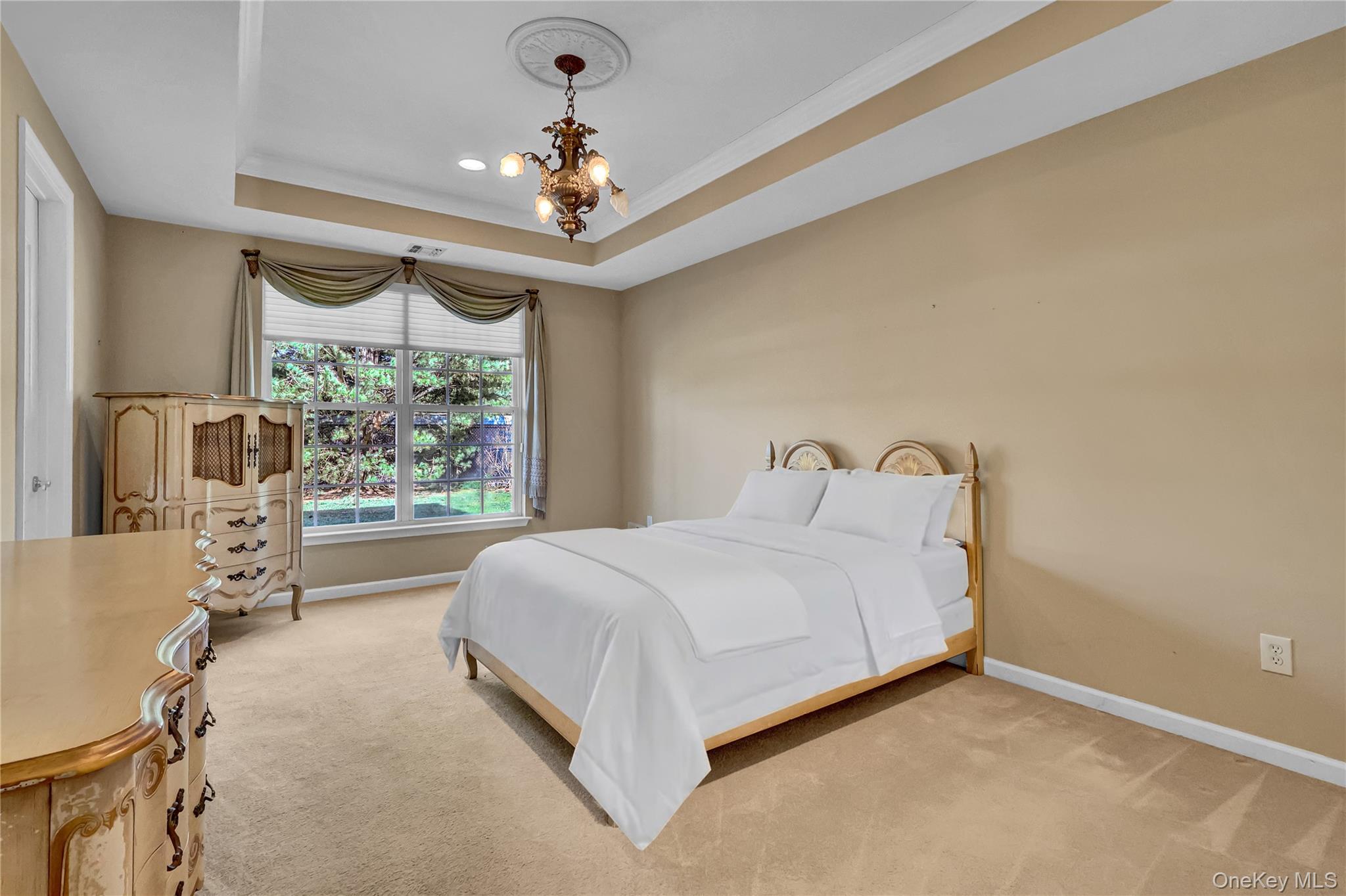 85 Constantine 85 Constantine Way, Mount Sinai, NY 11766