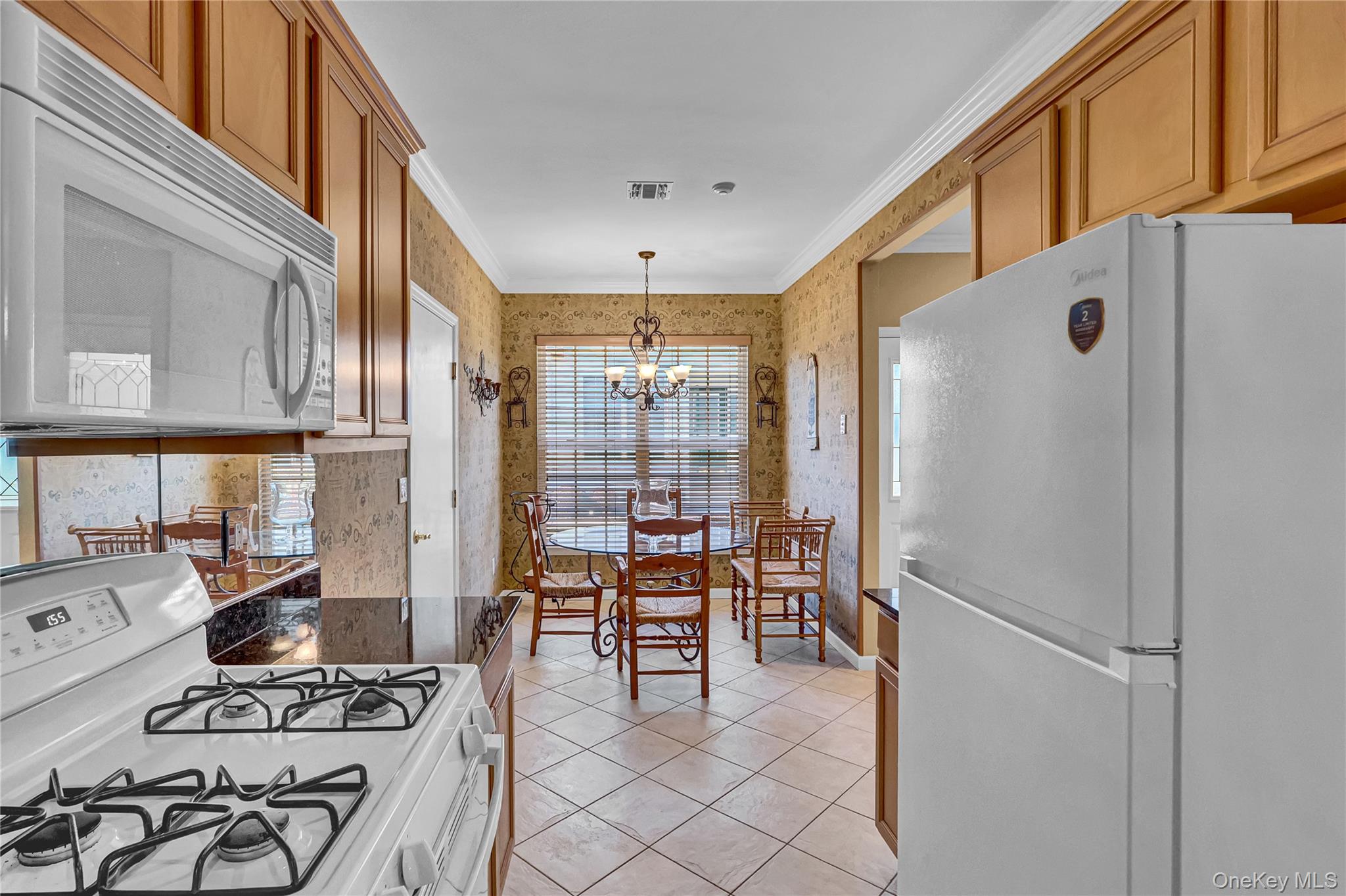 85 Constantine 85 Constantine Way, Mount Sinai, NY 11766