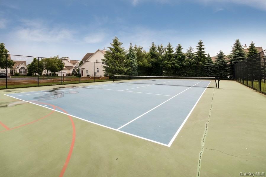 85 Constantine 85 Constantine Way, Mount Sinai, NY 11766