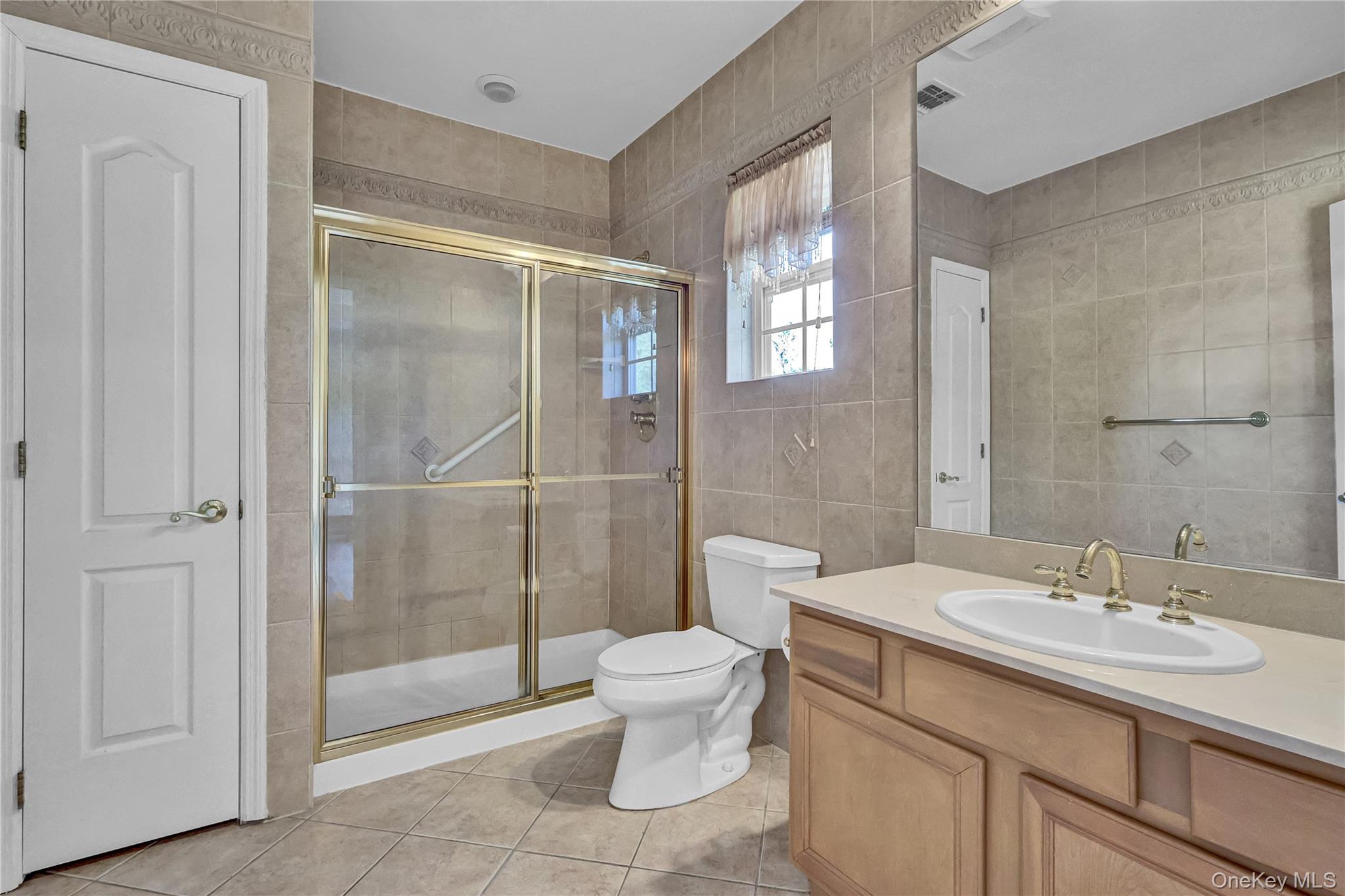 85 Constantine 85 Constantine Way, Mount Sinai, NY 11766