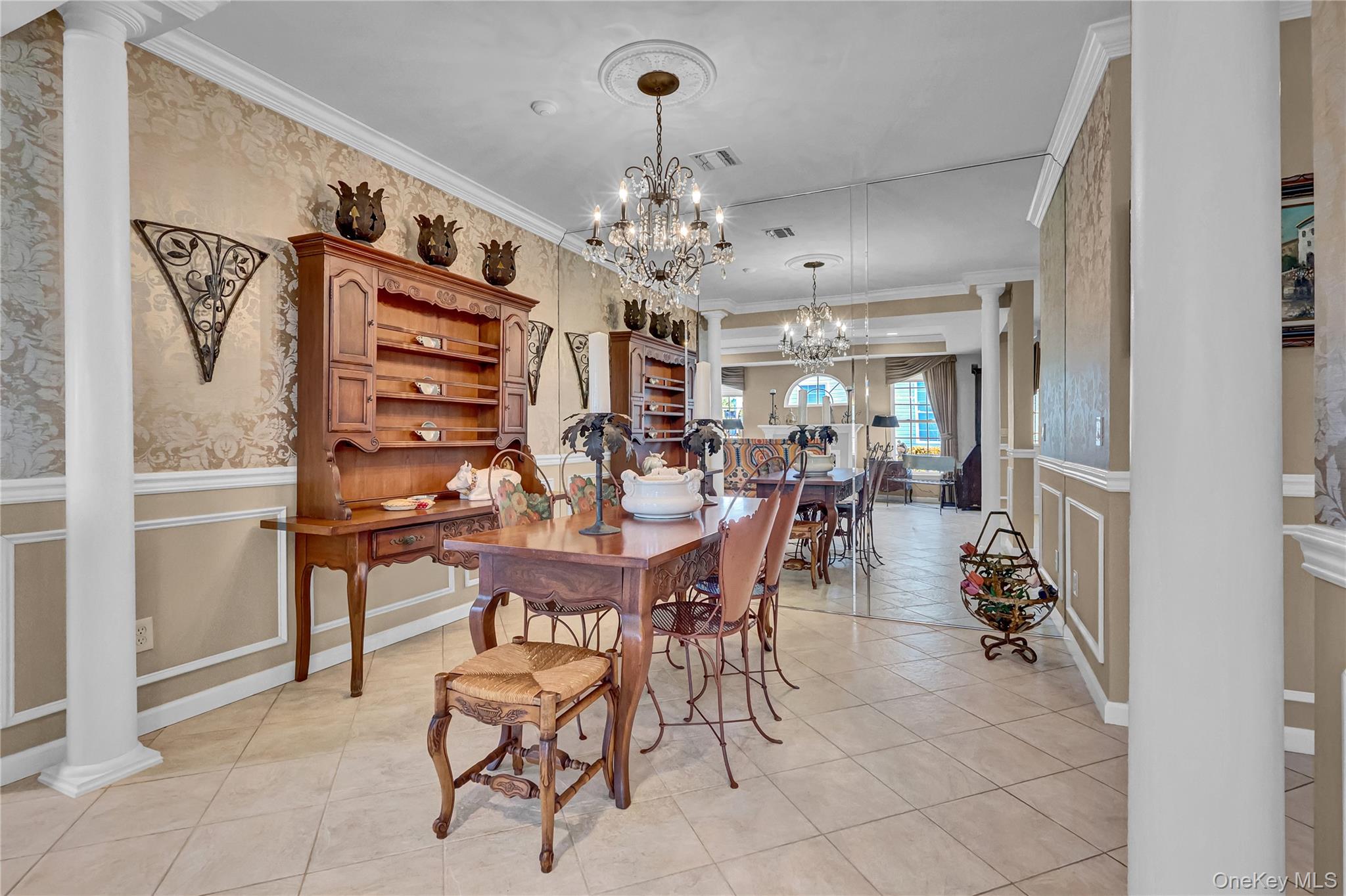 85 Constantine 85 Constantine Way, Mount Sinai, NY 11766