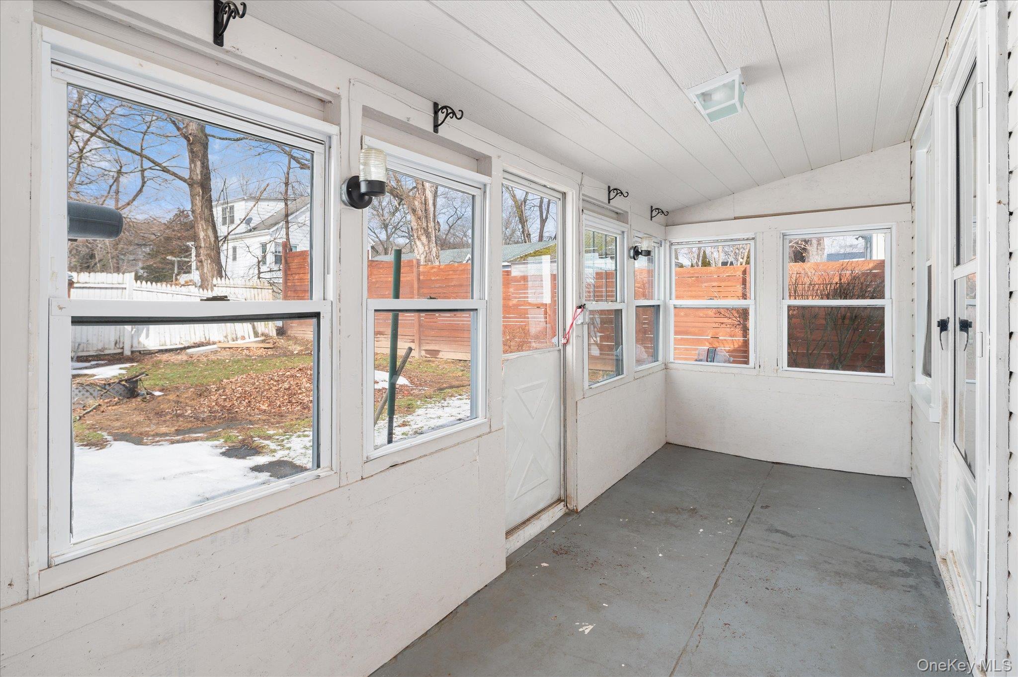 17 Argyle Street, Lake Peekskill, NY 10537