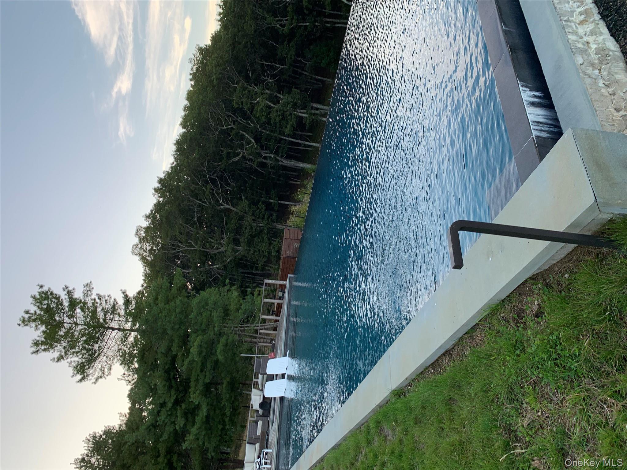 29 Huntting Road, East Hampton, NY 11937