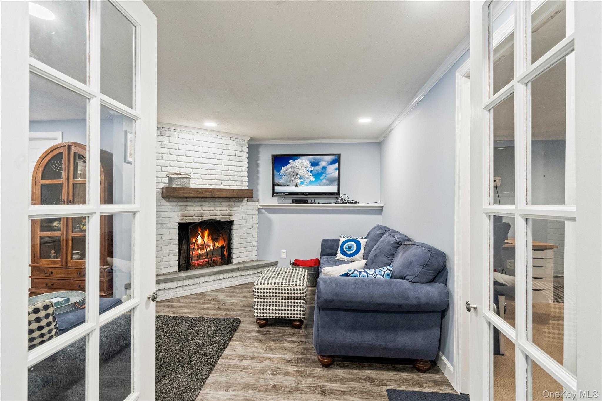 6 Stimson Place, Huntington, NY 11743