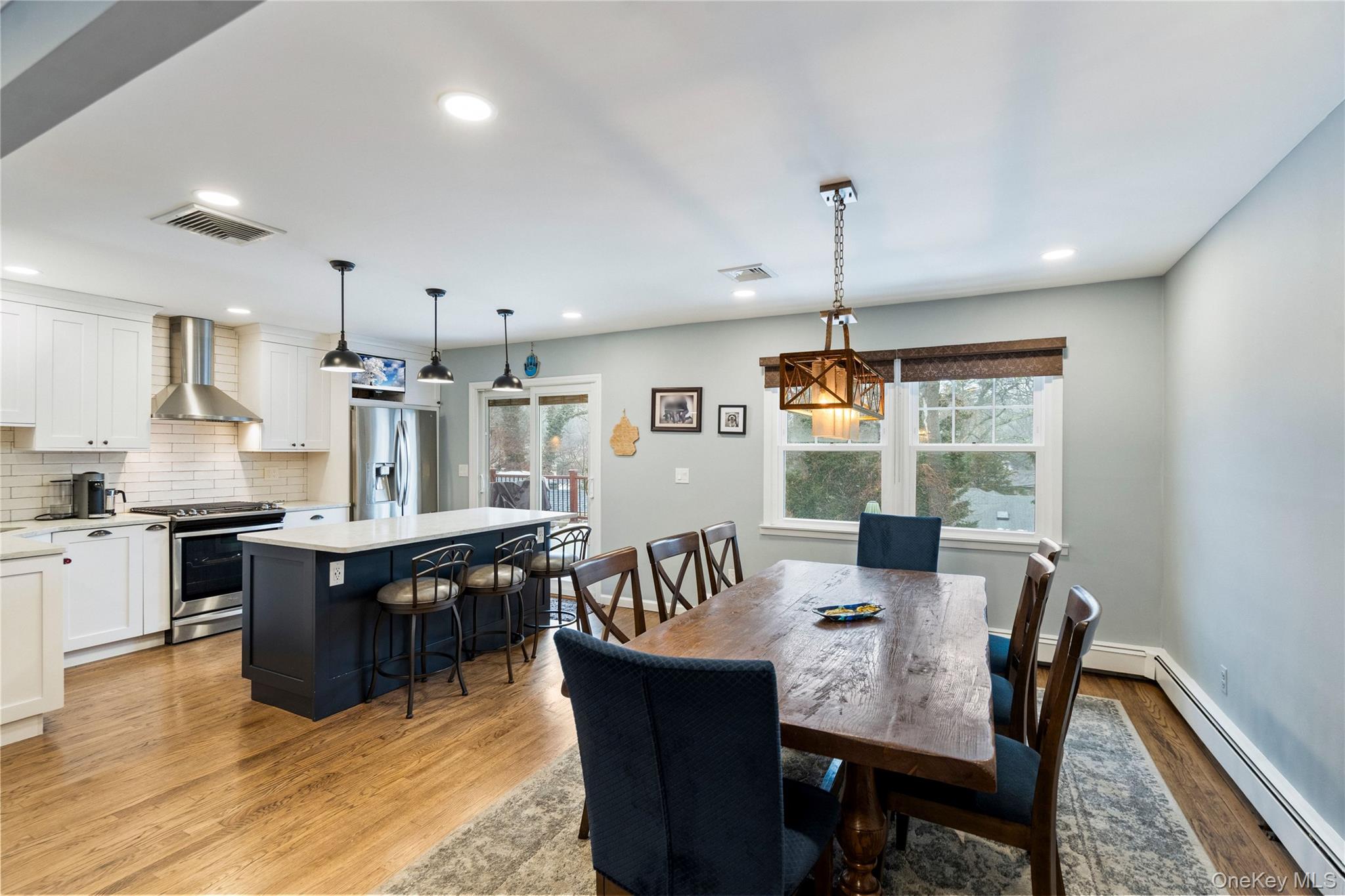 6 Stimson Place, Huntington, NY 11743