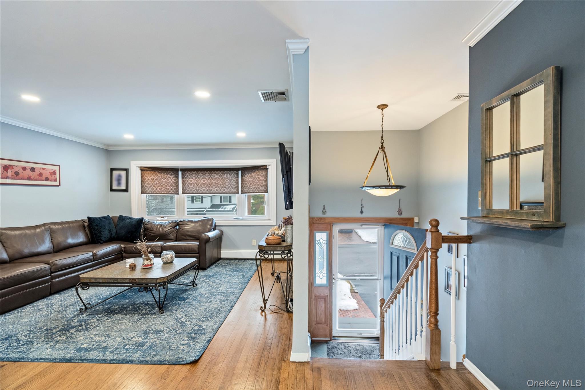 6 Stimson Place, Huntington, NY 11743