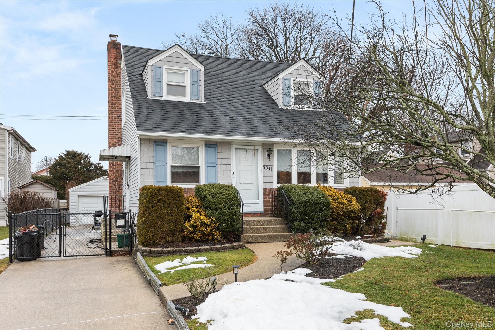 2341 Dobson Avenue, Merrick, NY 11566