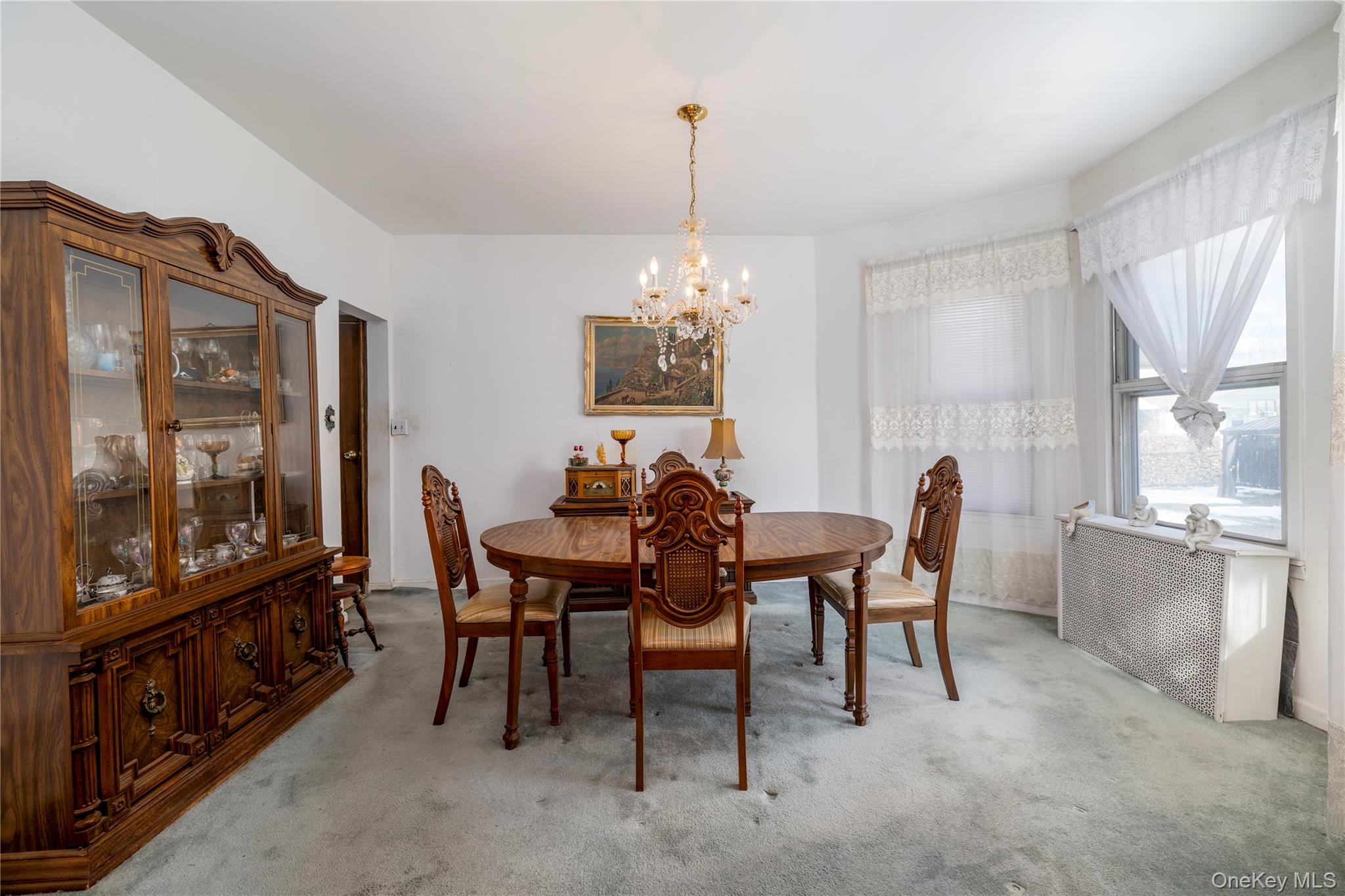 21 Washington Avenue, Lynbrook, NY 11563