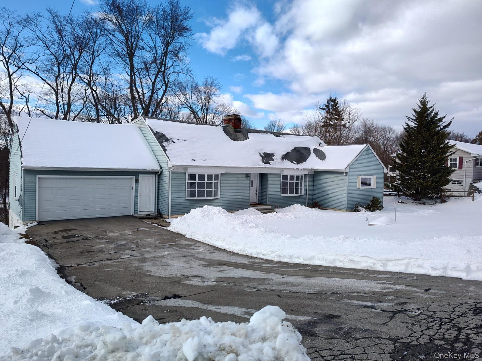 52 Clover Hill Drive, Poughkeepsie, NY 12603