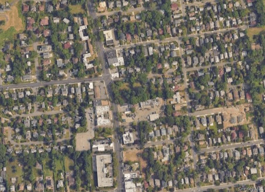 777 Middle Neck Road, Great Neck, NY 11024