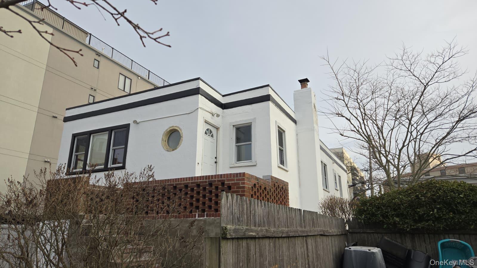 840 E Broadway # upper, Long Beach, NY 11561