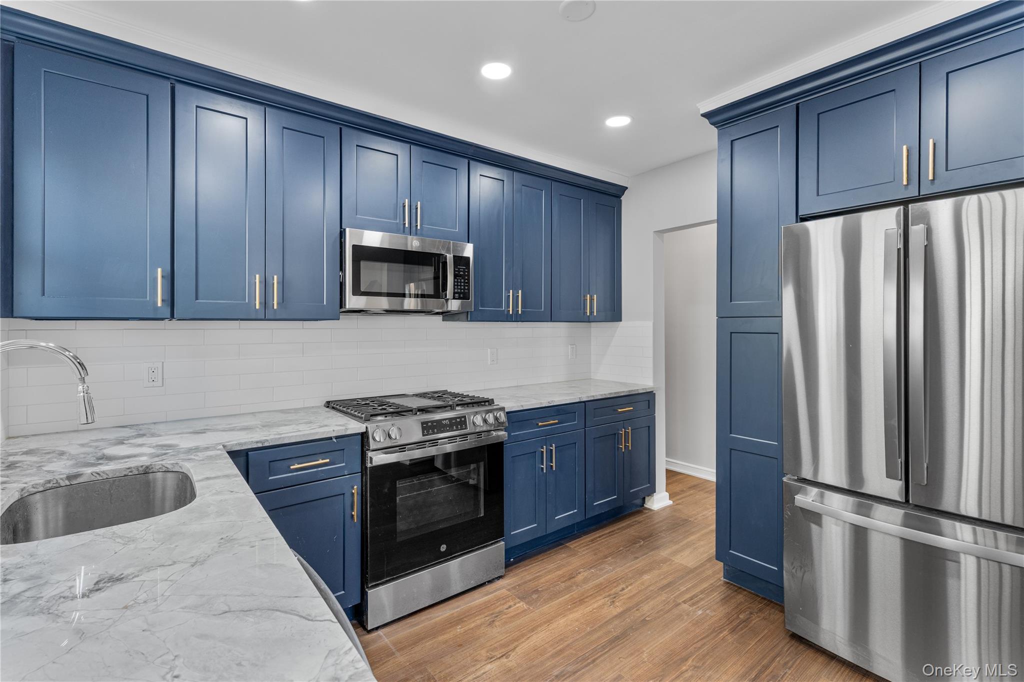 840 E Broadway # upper, Long Beach, NY 11561