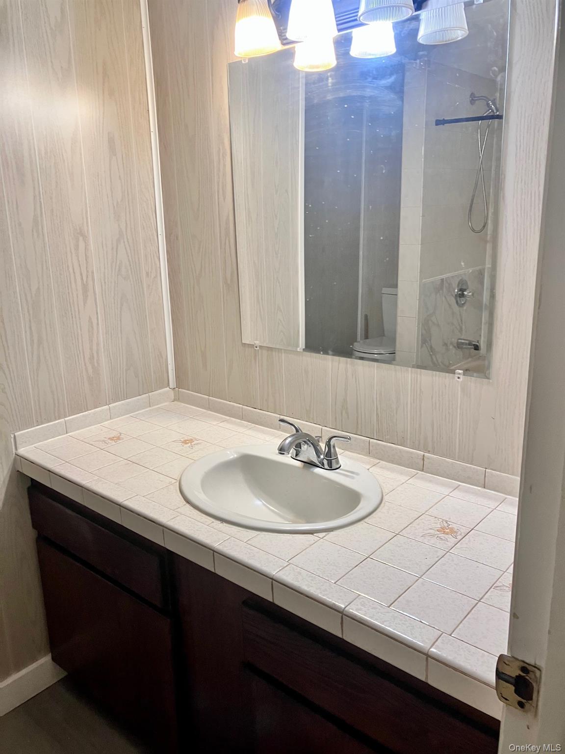 87 W Peenpack Trail, Sparrowbush, NY 12780