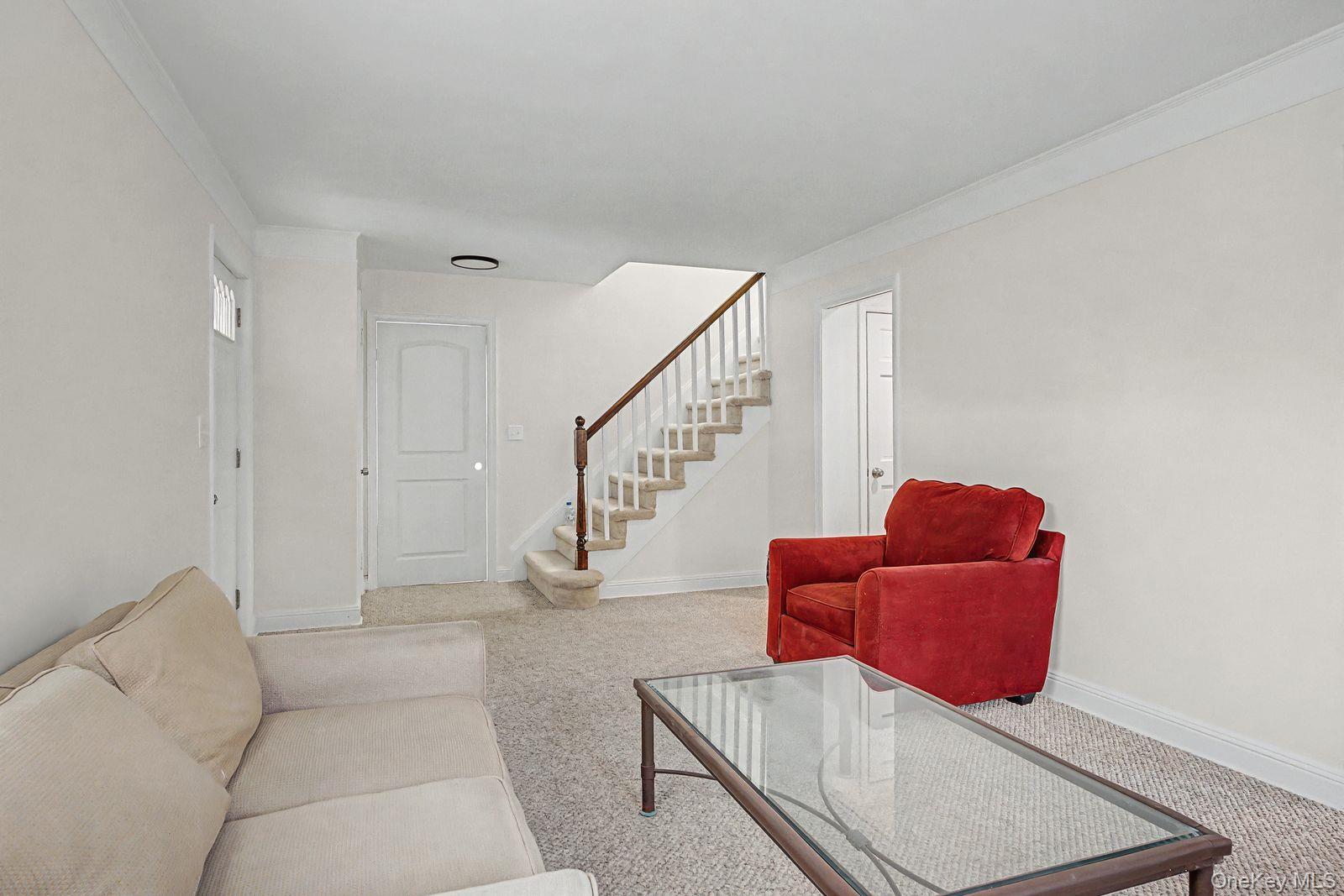 91 Ireland Place, Amityville, NY 11701