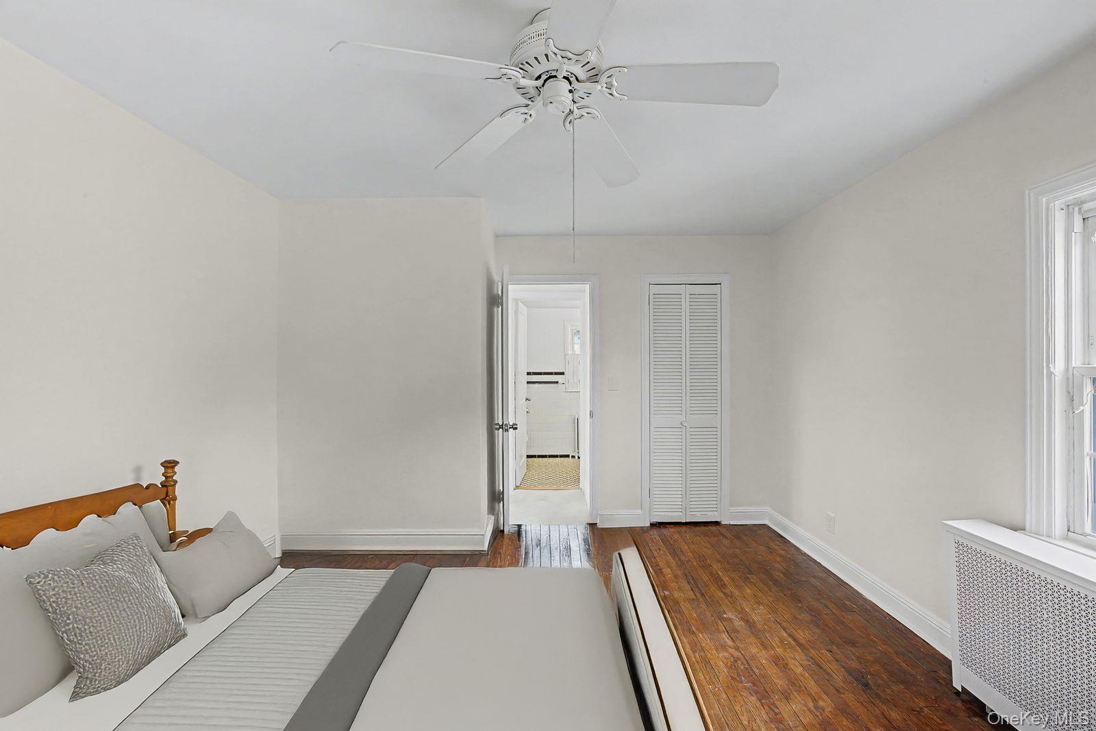 91 Ireland Place, Amityville, NY 11701