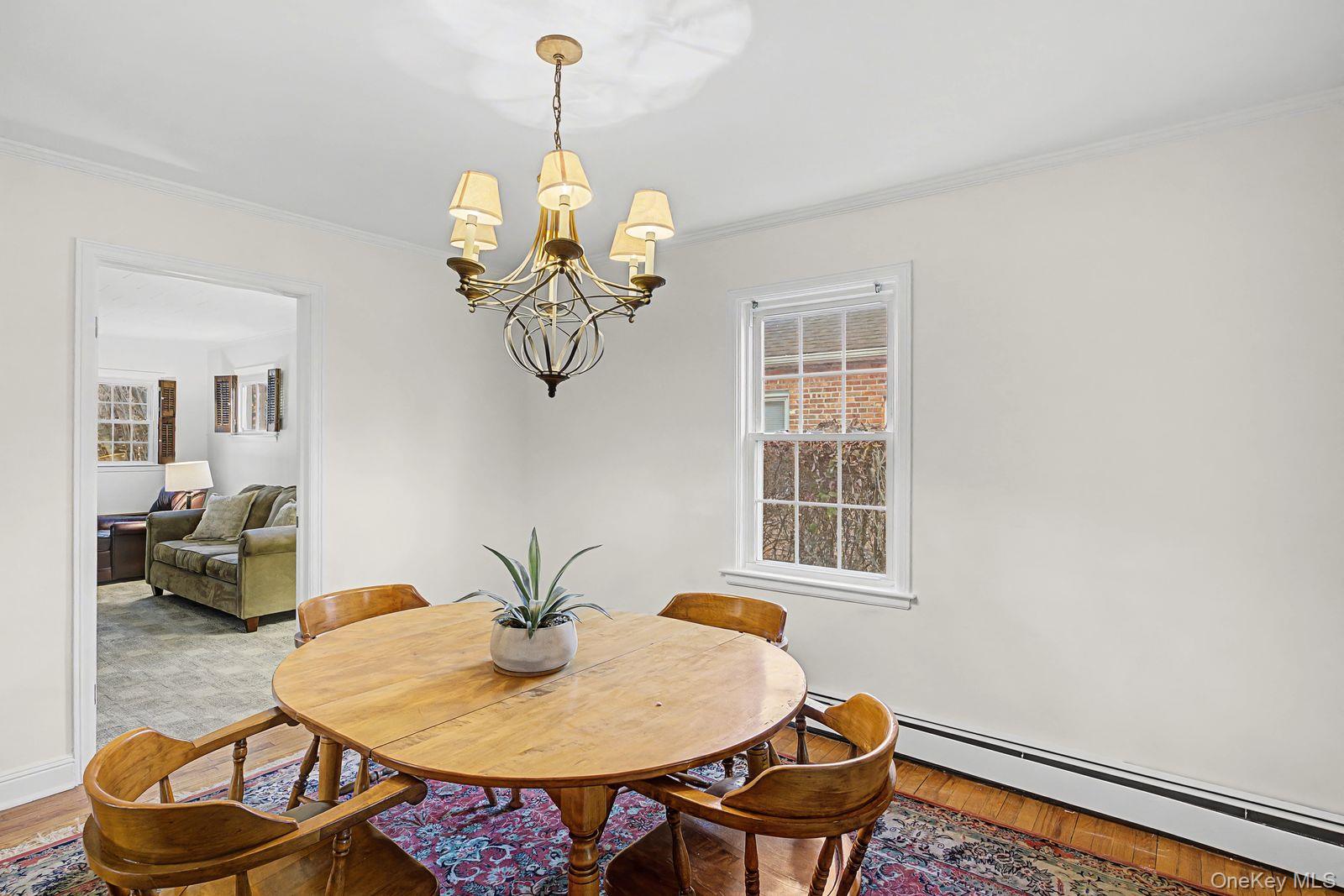 91 Ireland Place, Amityville, NY 11701