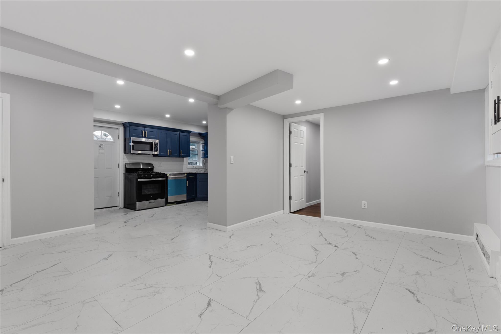 840 E Broadway # lower, Long Beach, NY 11561