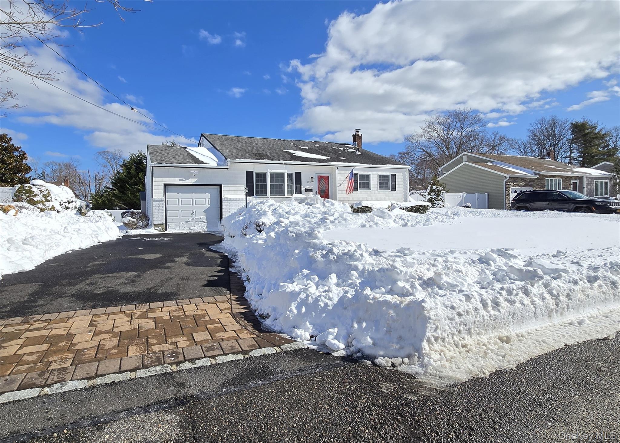 165 Edgewater Avenue, Bayport, NY 11705