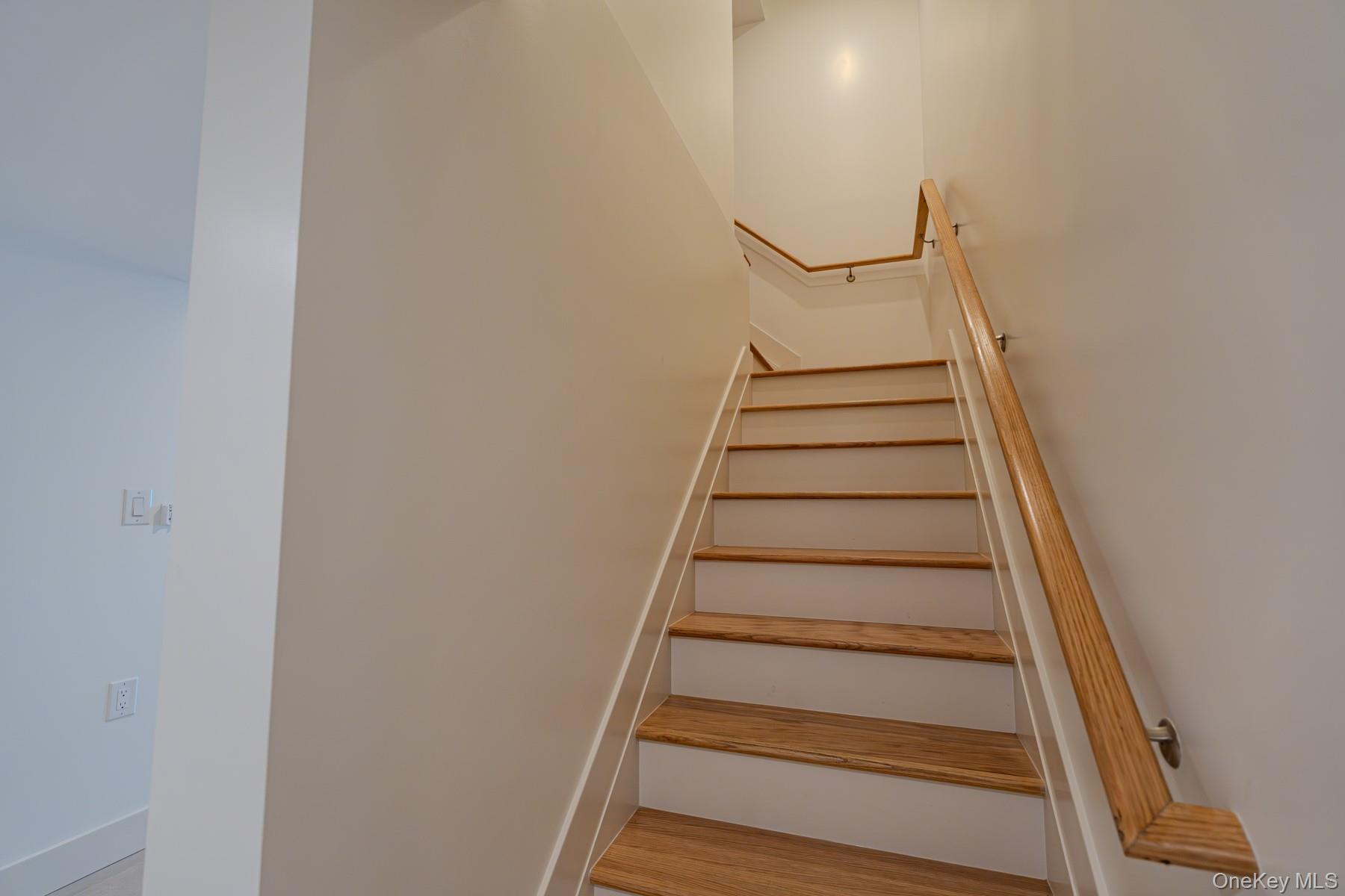 982 E 106th Street, Brooklyn, NY 11236