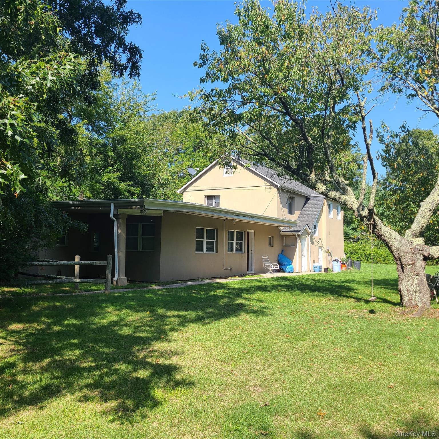 118 Oak Avenue # C, Shirley, NY 11967