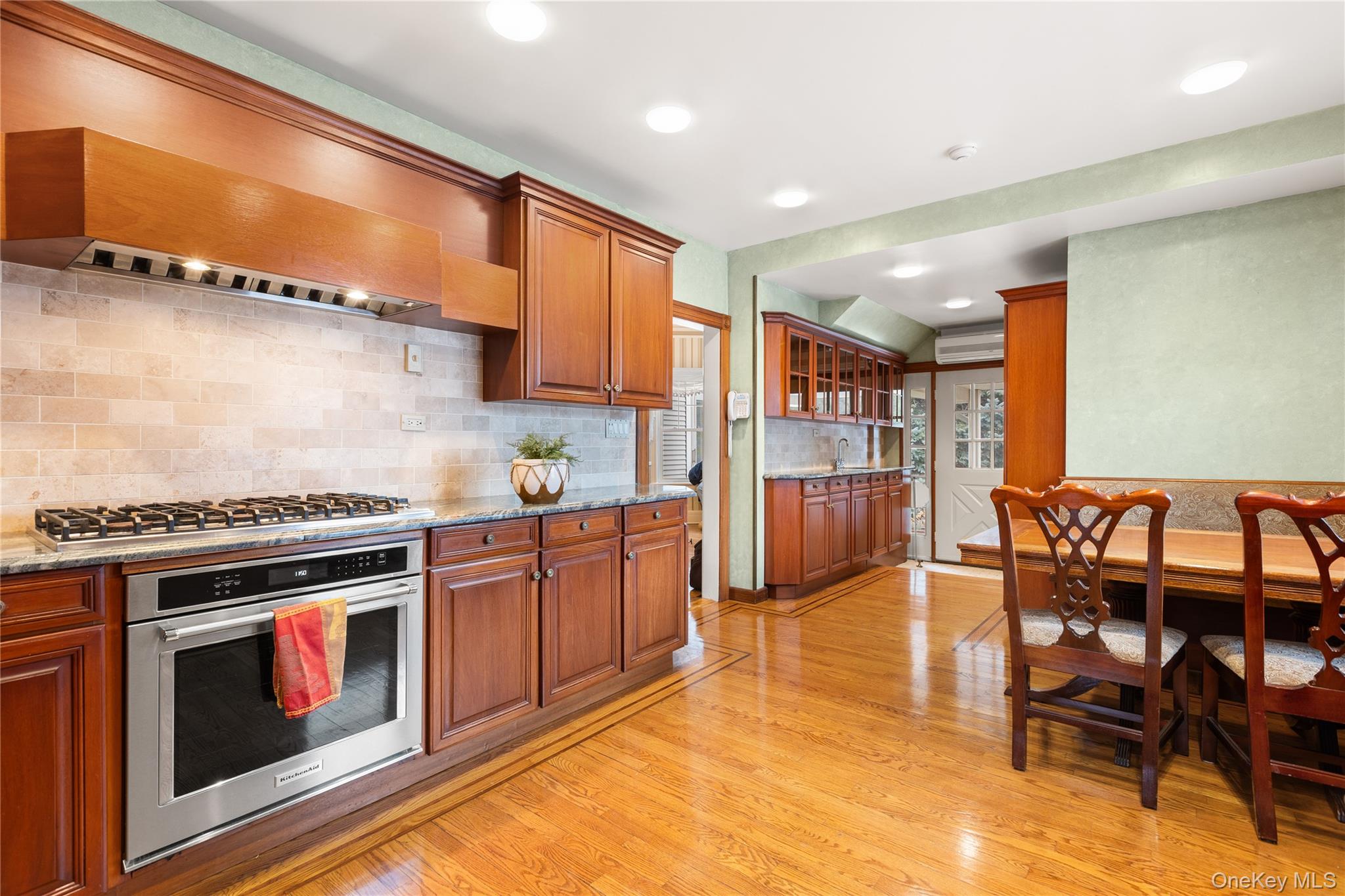 52 Marvin Lane, Islip, NY 11751