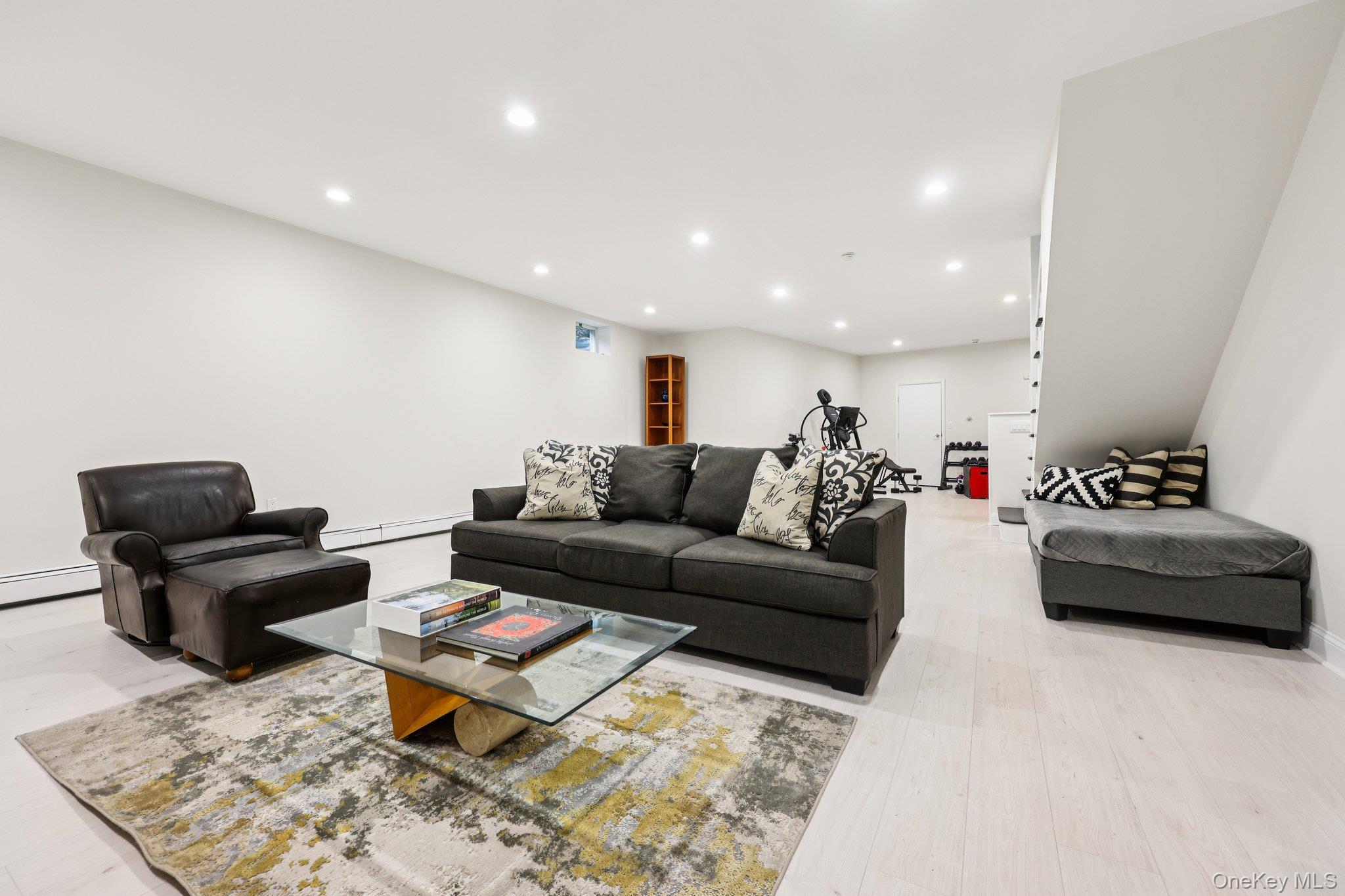 6 Carol Lane, Mamaroneck, NY 10543