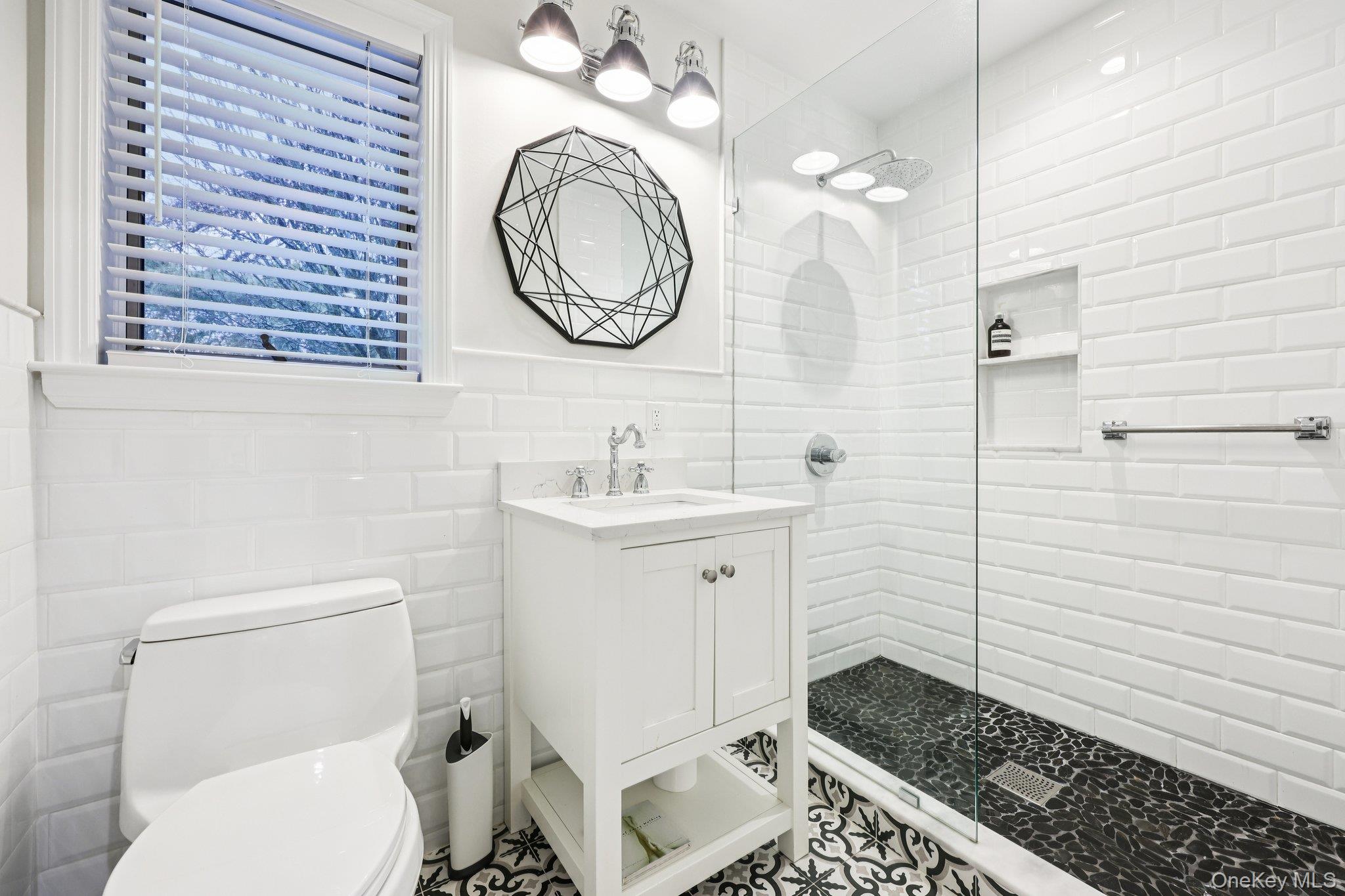 6 Carol Lane, Mamaroneck, NY 10543