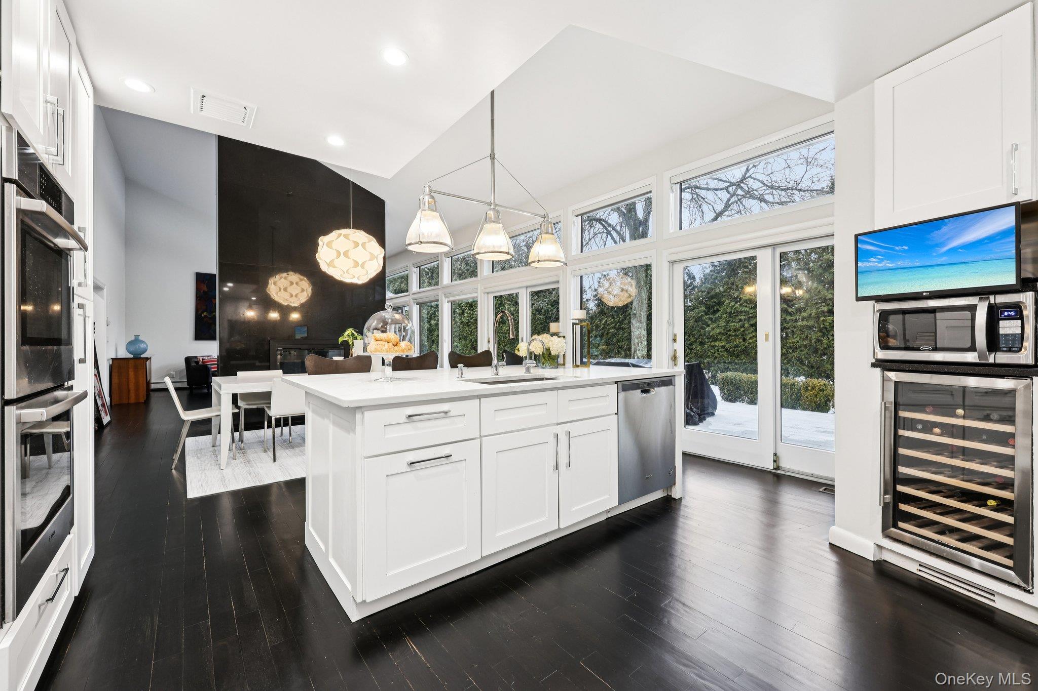 6 Carol Lane, Mamaroneck, NY 10543