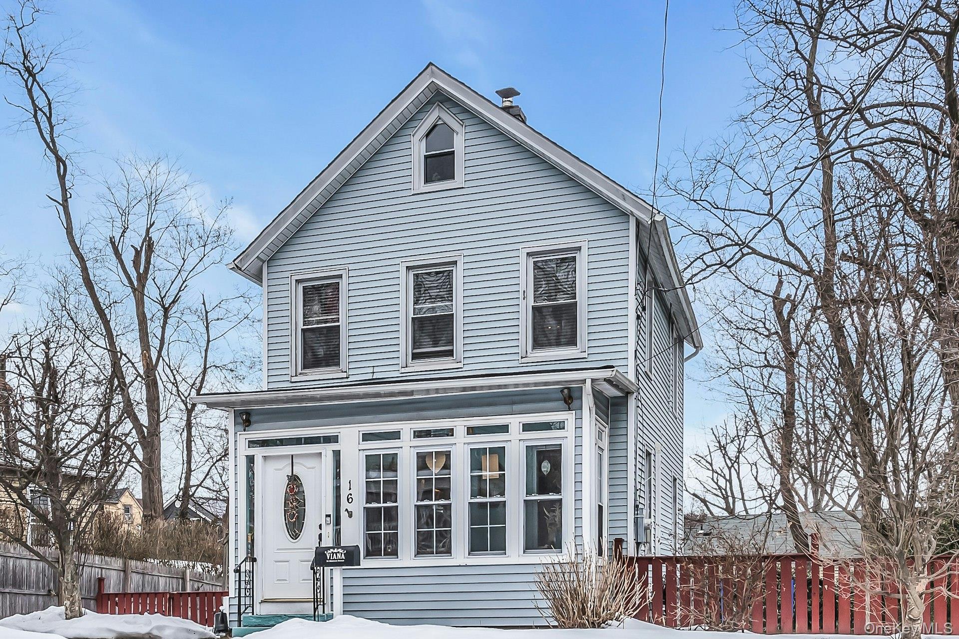 16 Altamont Avenue, Sea Cliff, NY 11579