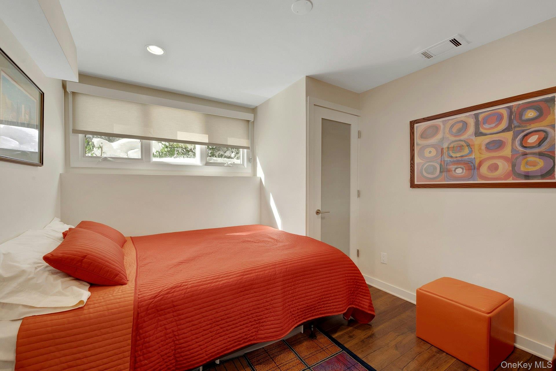 32 Penny Lane, Scarsdale, NY 10583