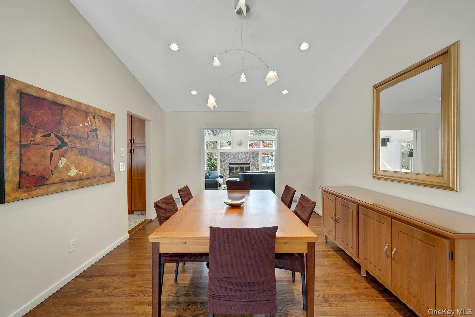 32 Penny Lane, Scarsdale, NY 10583