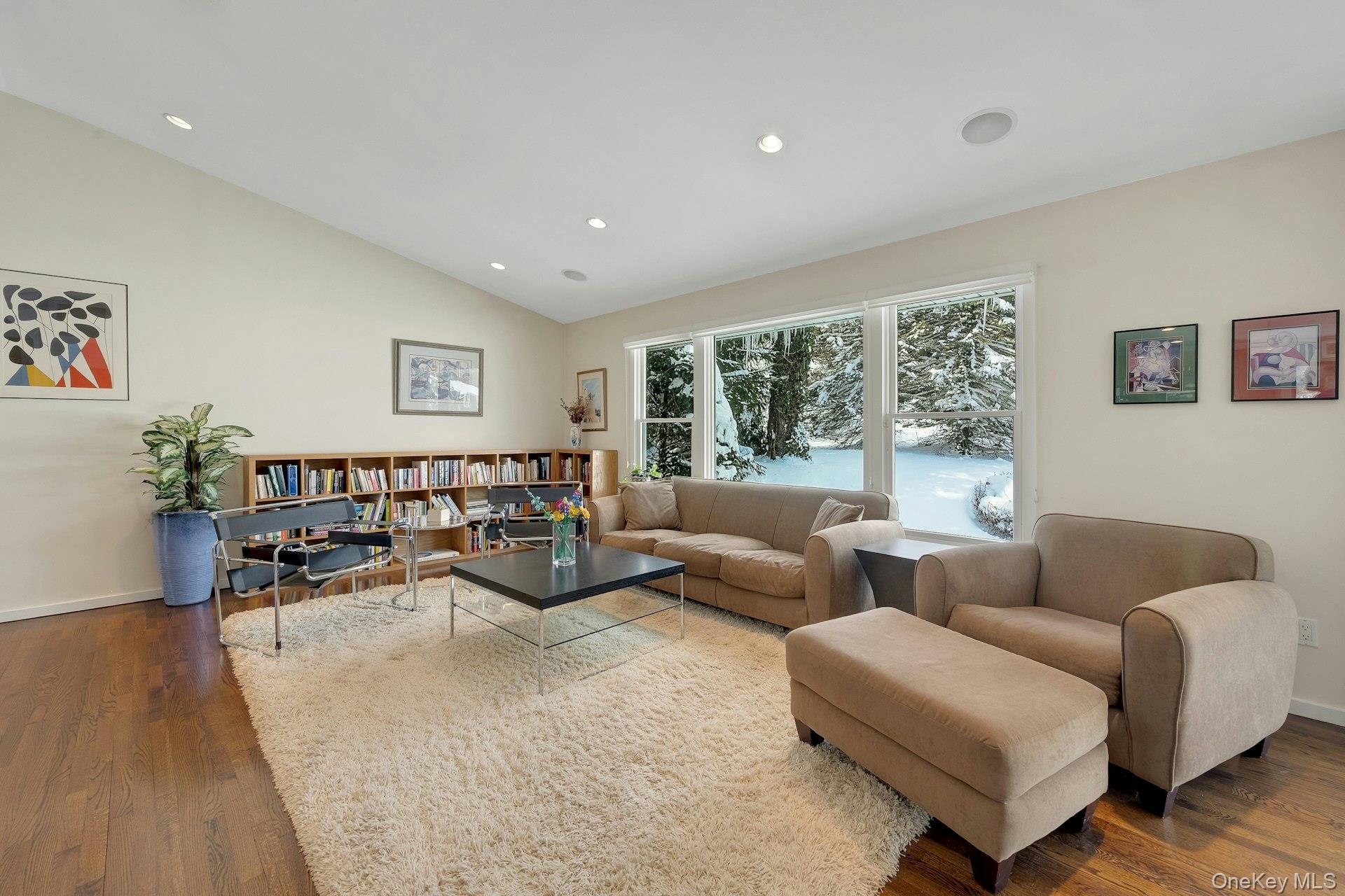 32 Penny Lane, Scarsdale, NY 10583